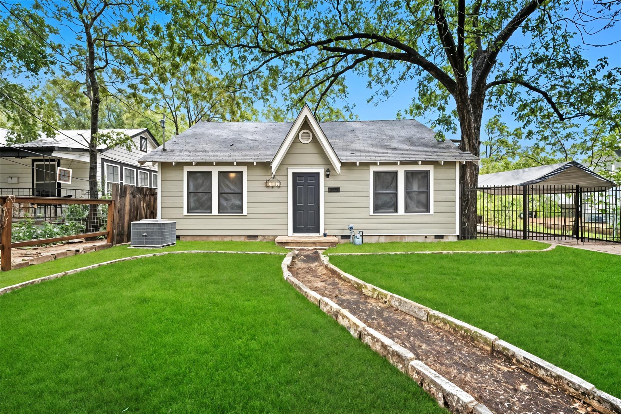 4605 Harmon Ave, Austin, TX 78751