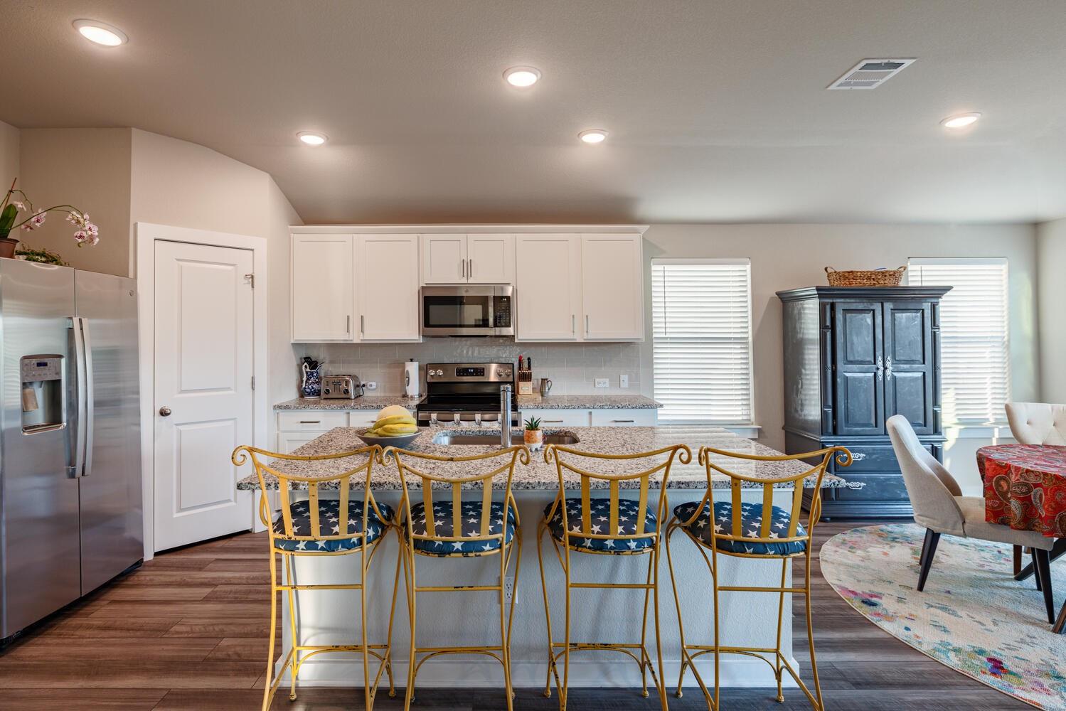 20203 Lincoln Cv, Lago Vista, TX 78645