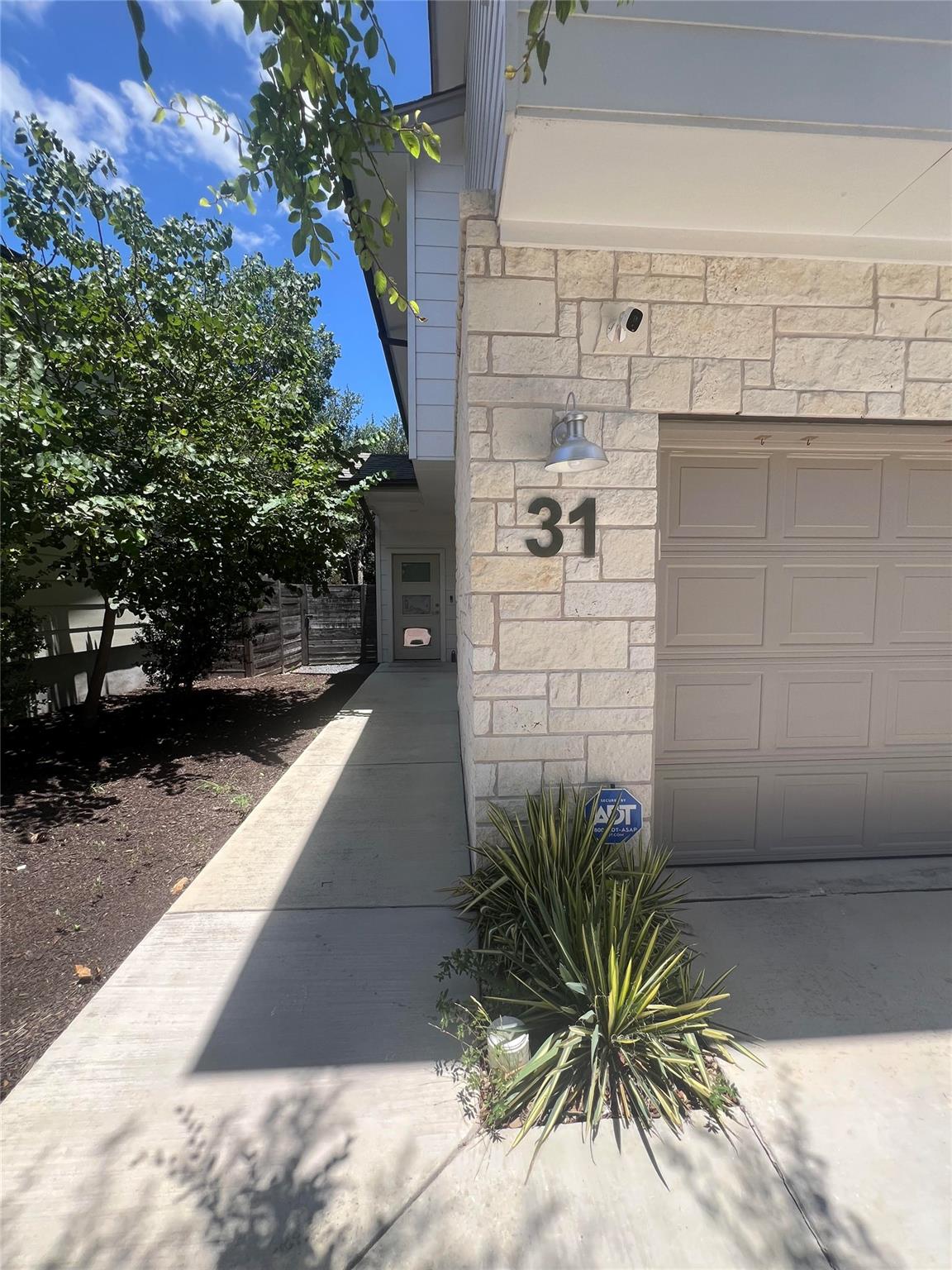 6800 Menchaca Rd # 31, Austin, TX 78745