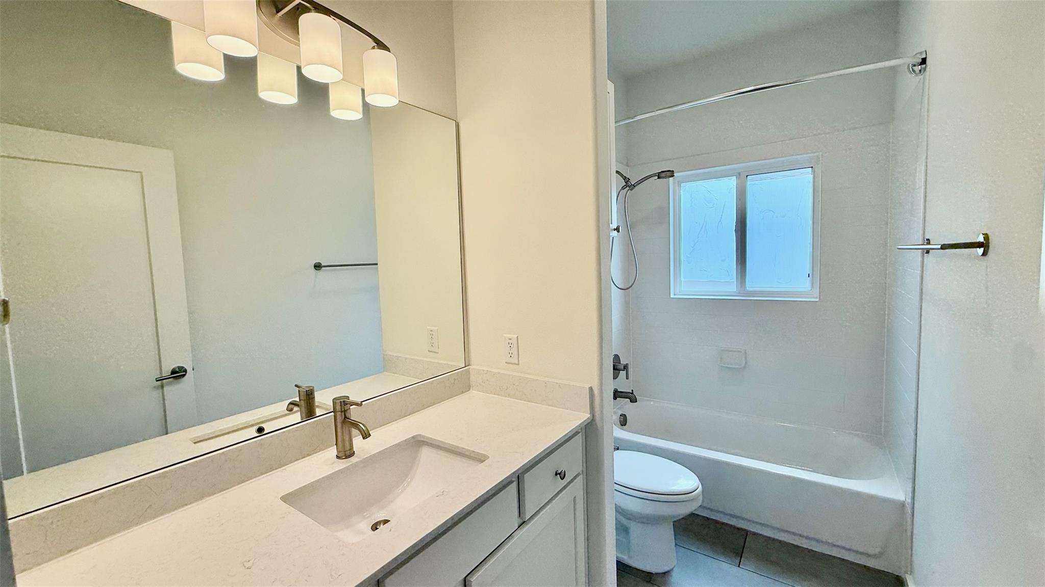 6800 Menchaca Rd # 31, Austin, TX 78745