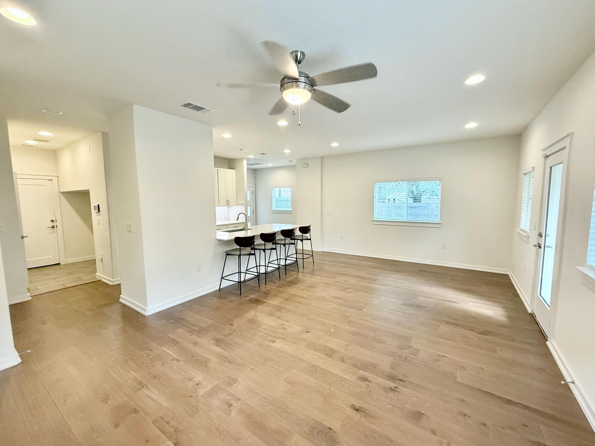 6800 Menchaca Rd # 31, Austin, TX 78745