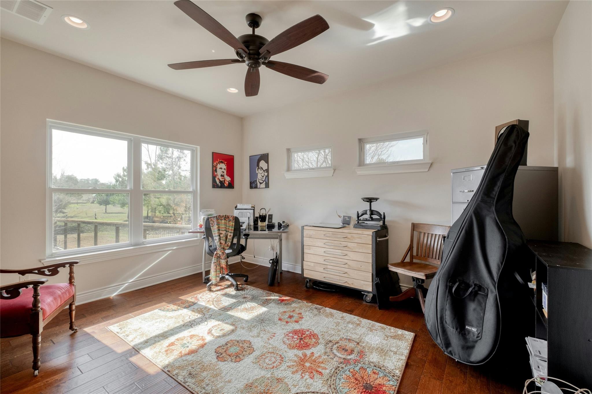 128 Bridle Ct, Bastrop, TX 78602