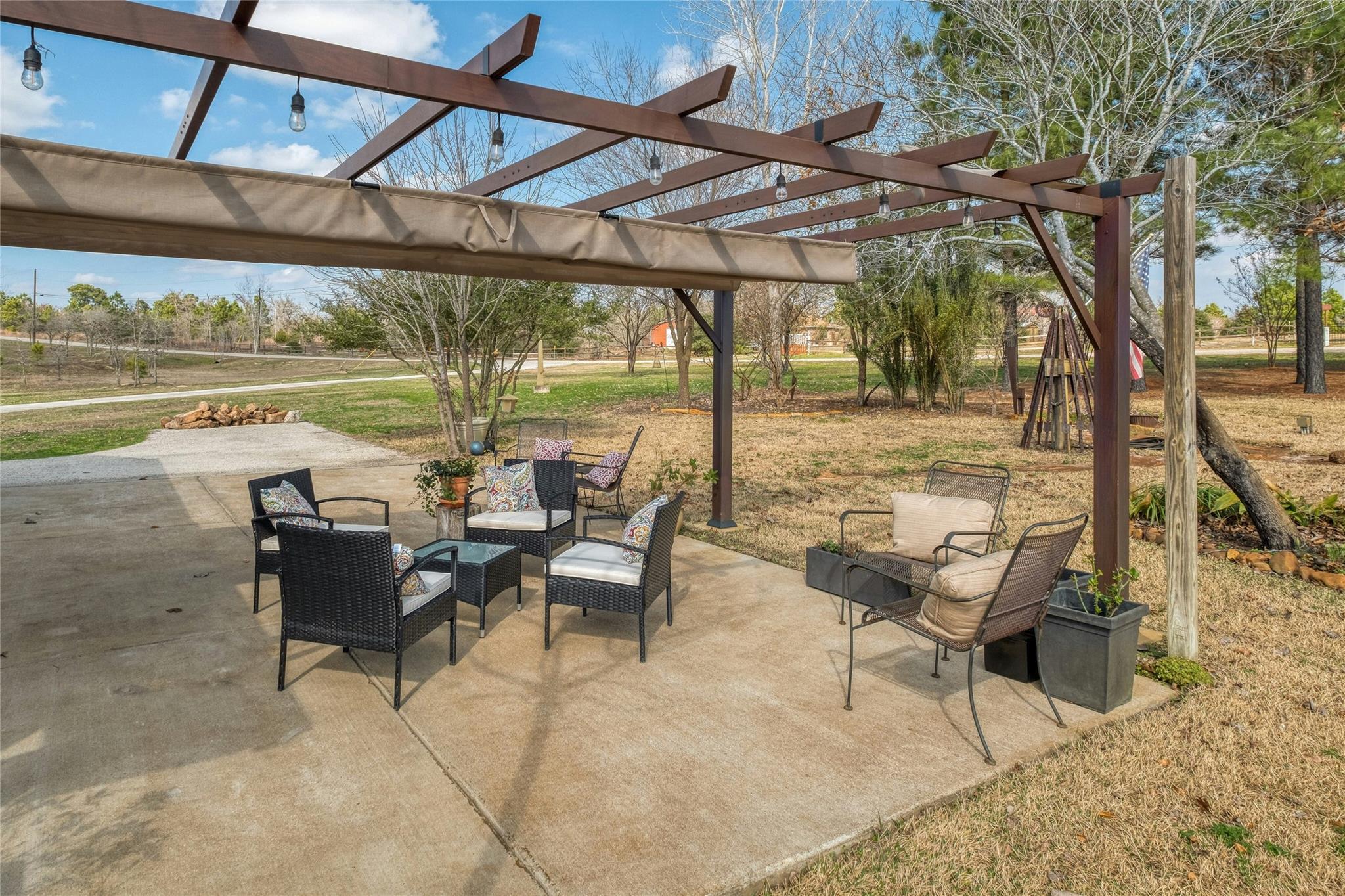 128 Bridle Ct, Bastrop, TX 78602