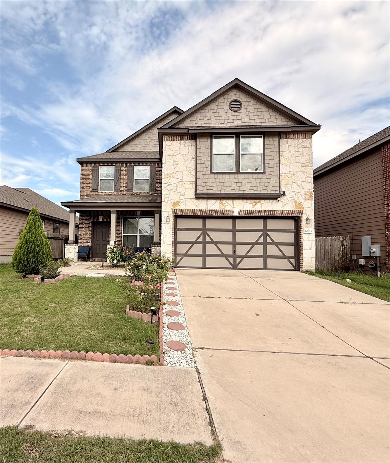 6805 Horseshoe Pond Dr, Del Valle, TX 78617