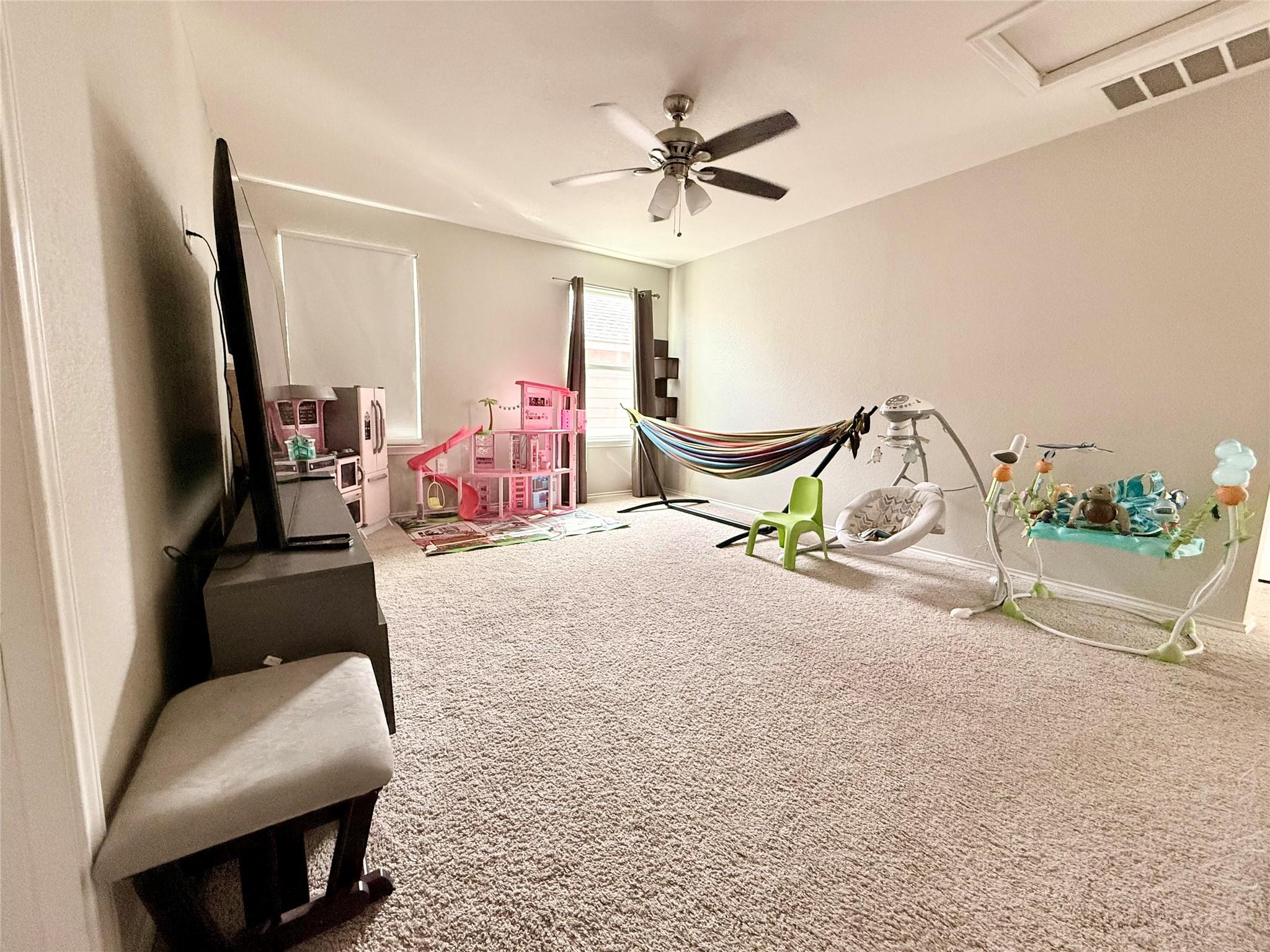 6805 Horseshoe Pond Dr, Del Valle, TX 78617