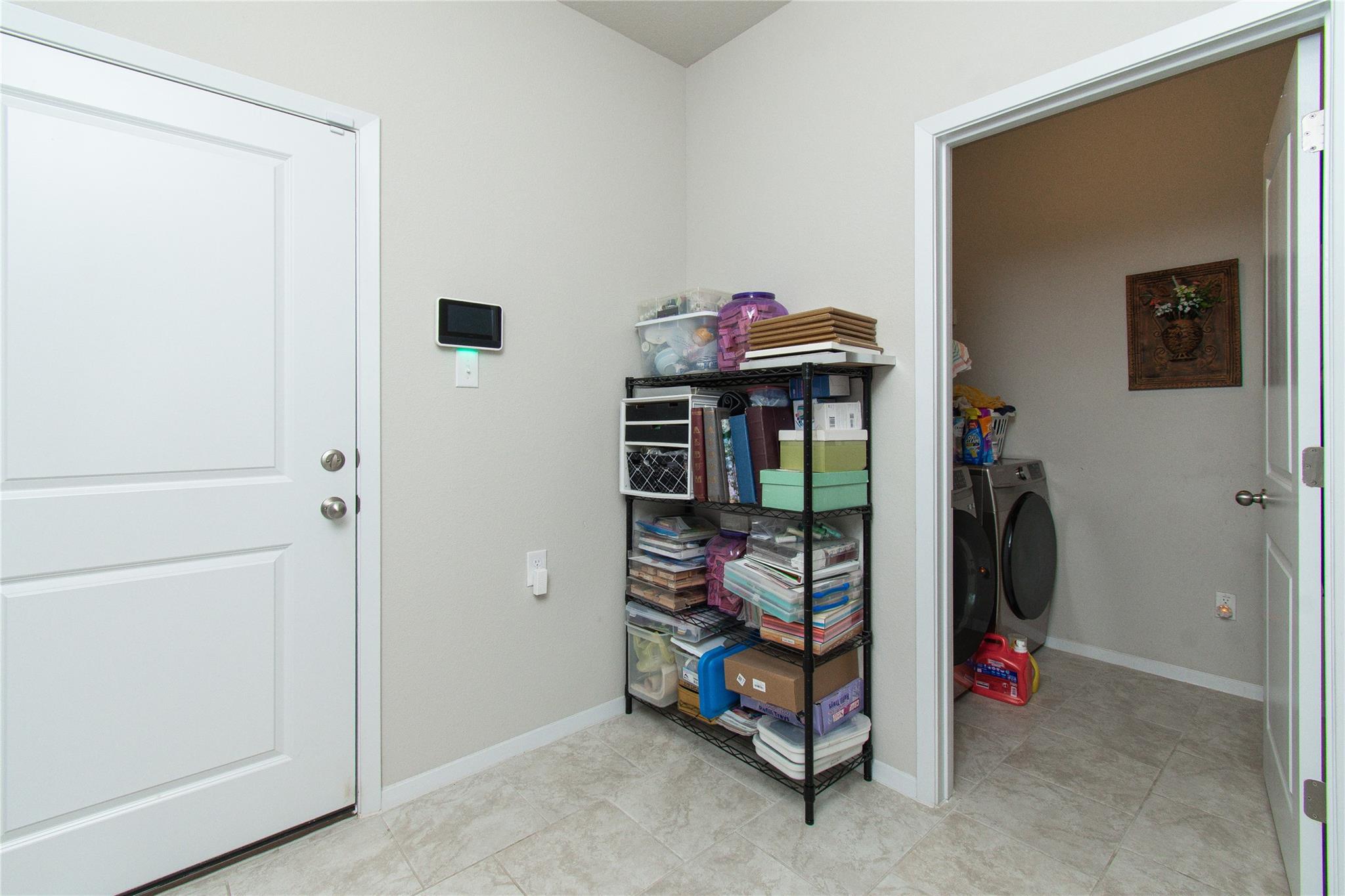 220 Blue Agate Ct, Jarrell, TX 76537