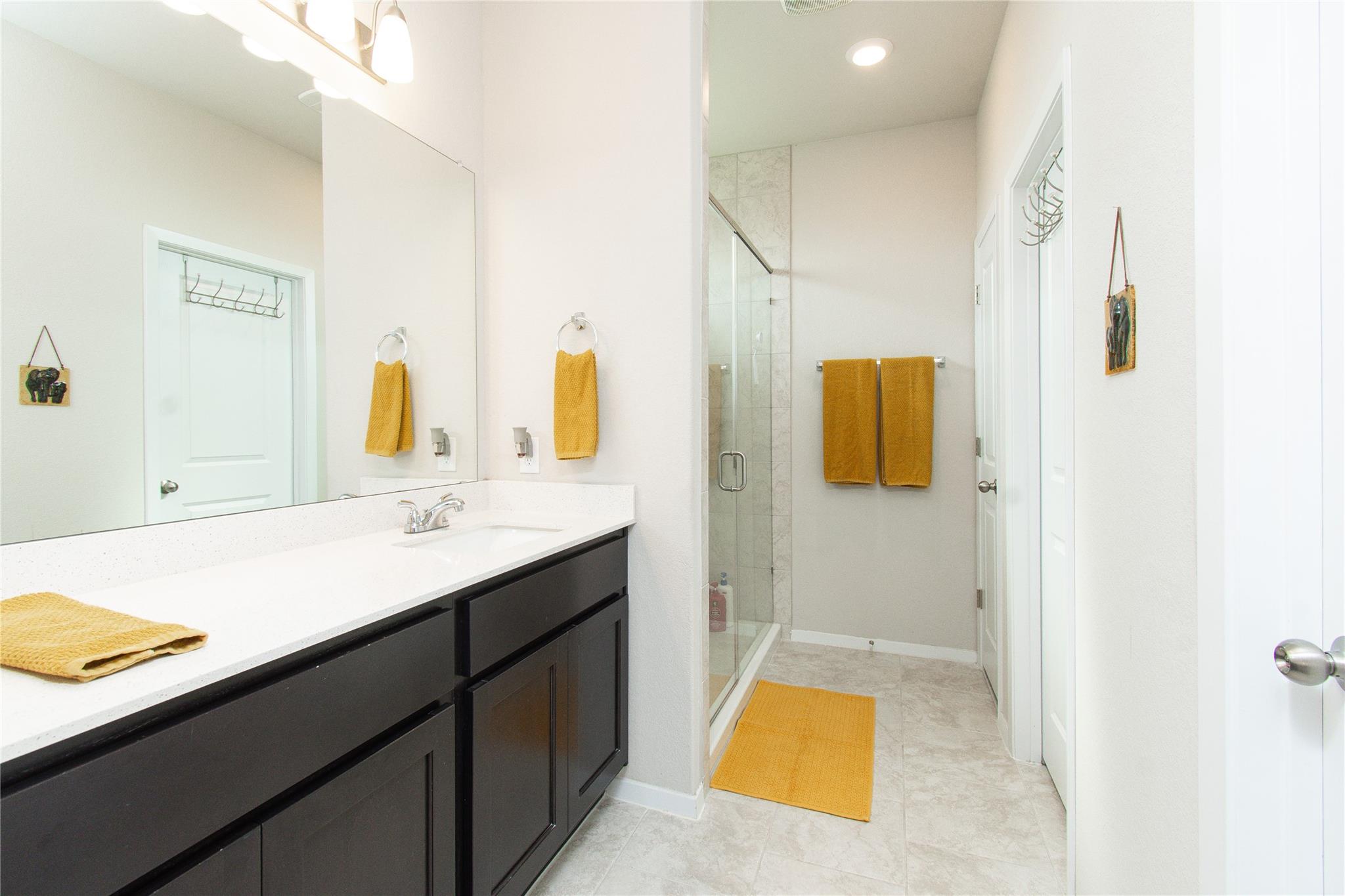 220 Blue Agate Ct, Jarrell, TX 76537