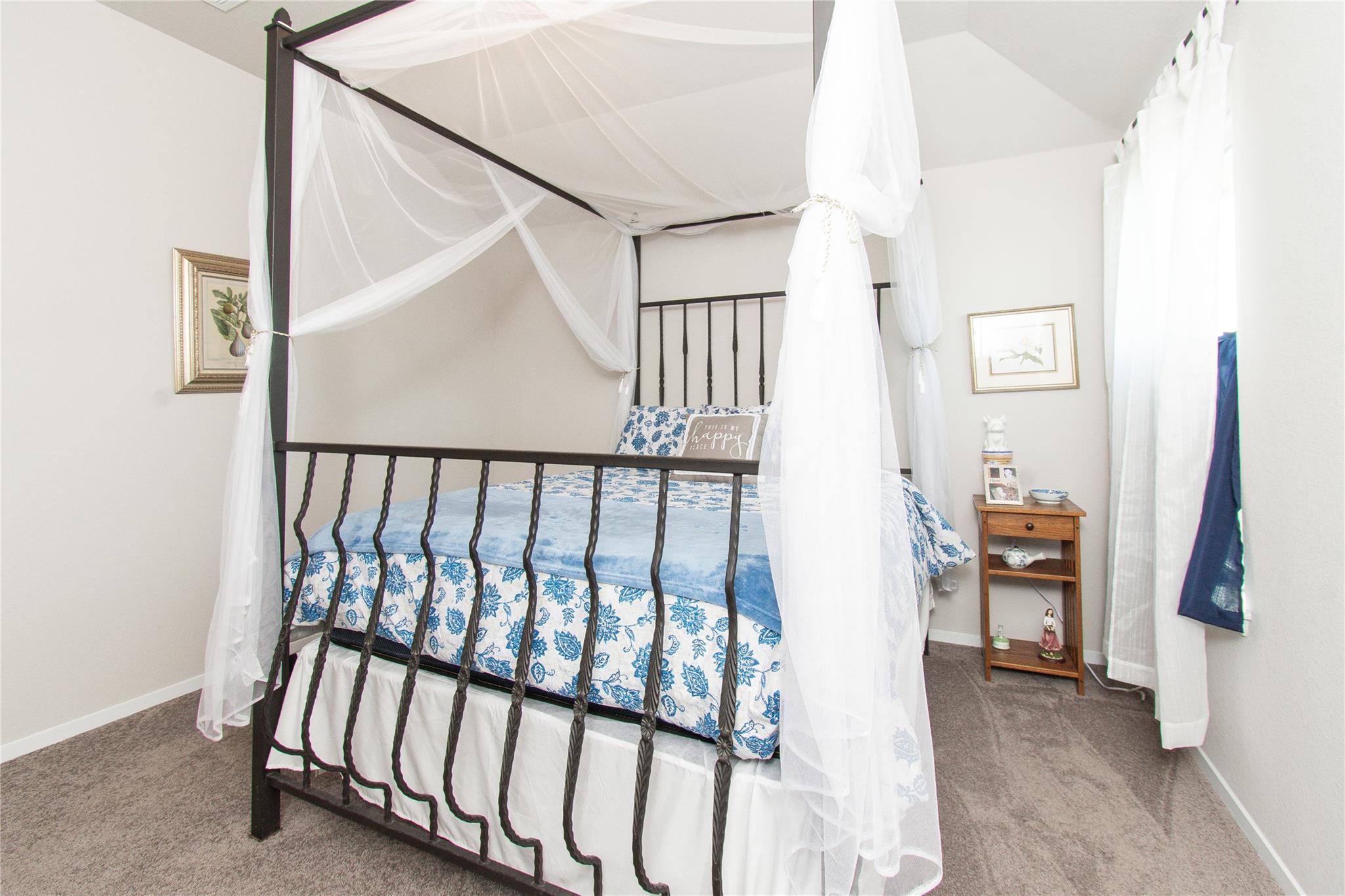 220 Blue Agate Ct, Jarrell, TX 76537