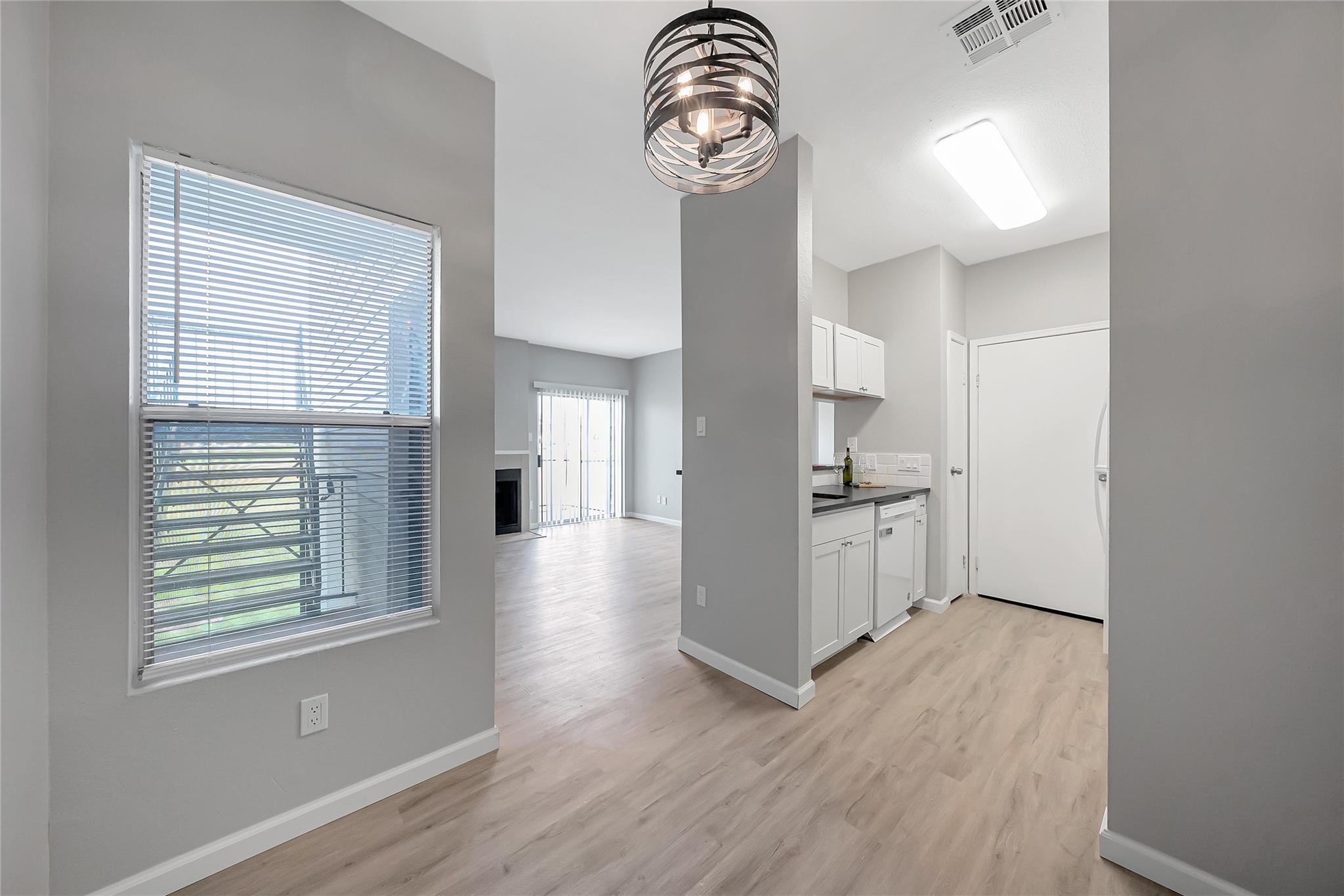 12166 Metric Blvd # 2011, Austin, TX 78758