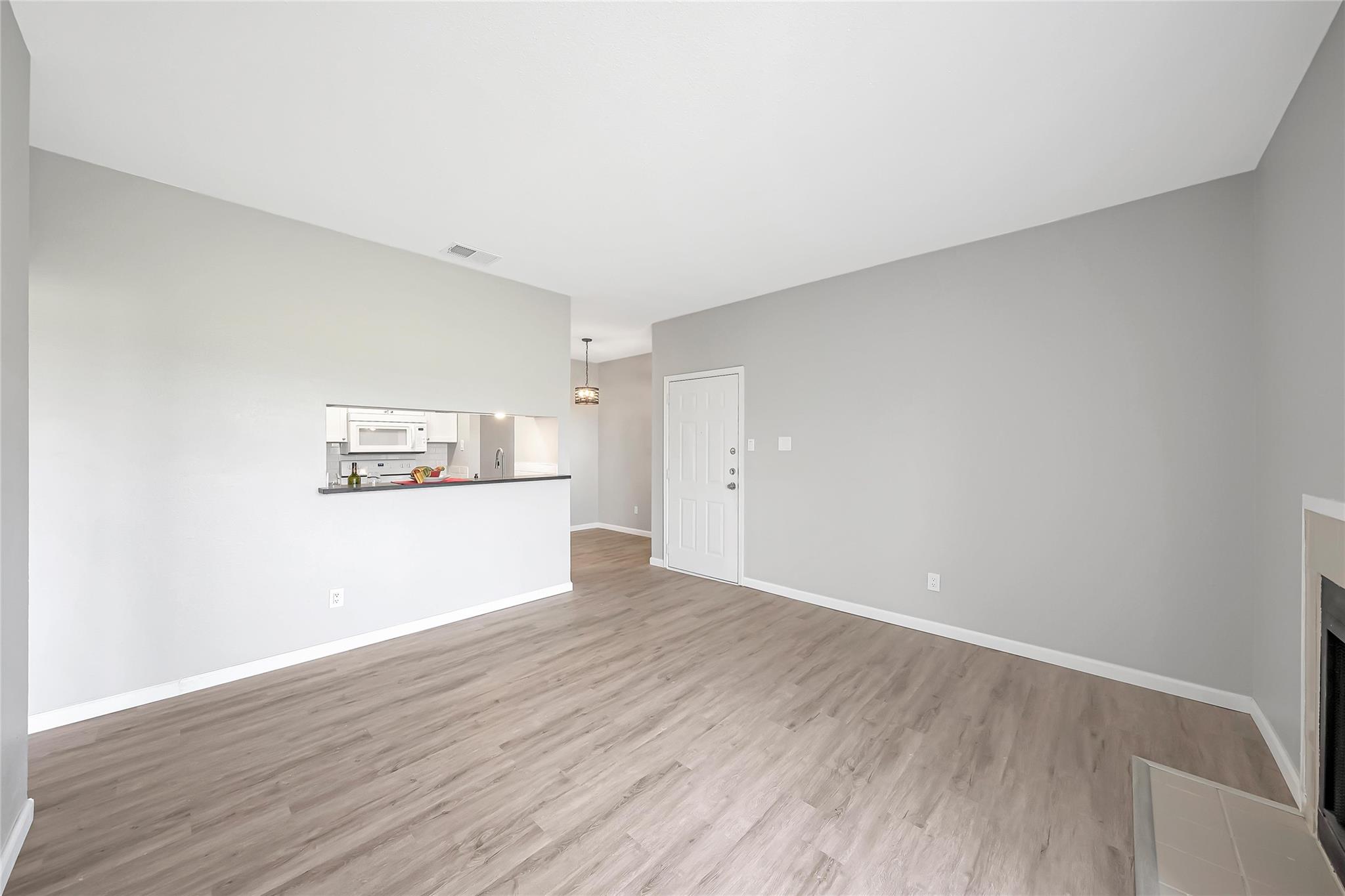 12166 Metric Blvd # 2011, Austin, TX 78758