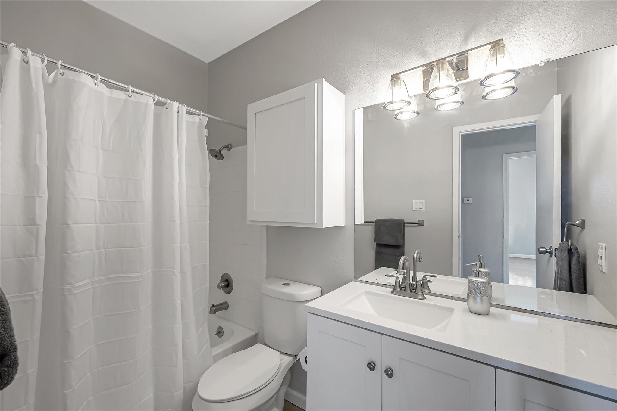12166 Metric Blvd # 2011, Austin, TX 78758
