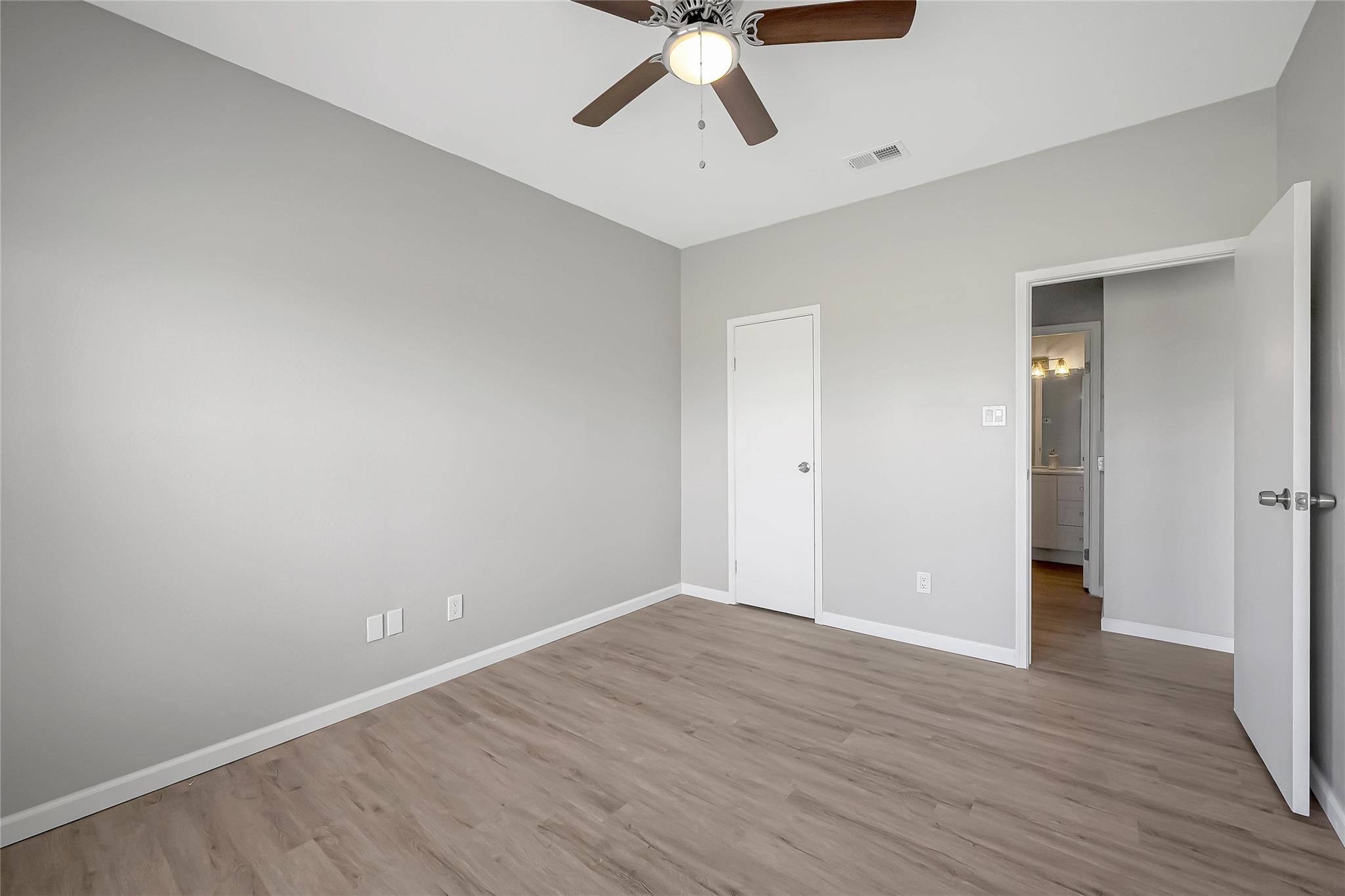 12166 Metric Blvd # 2011, Austin, TX 78758