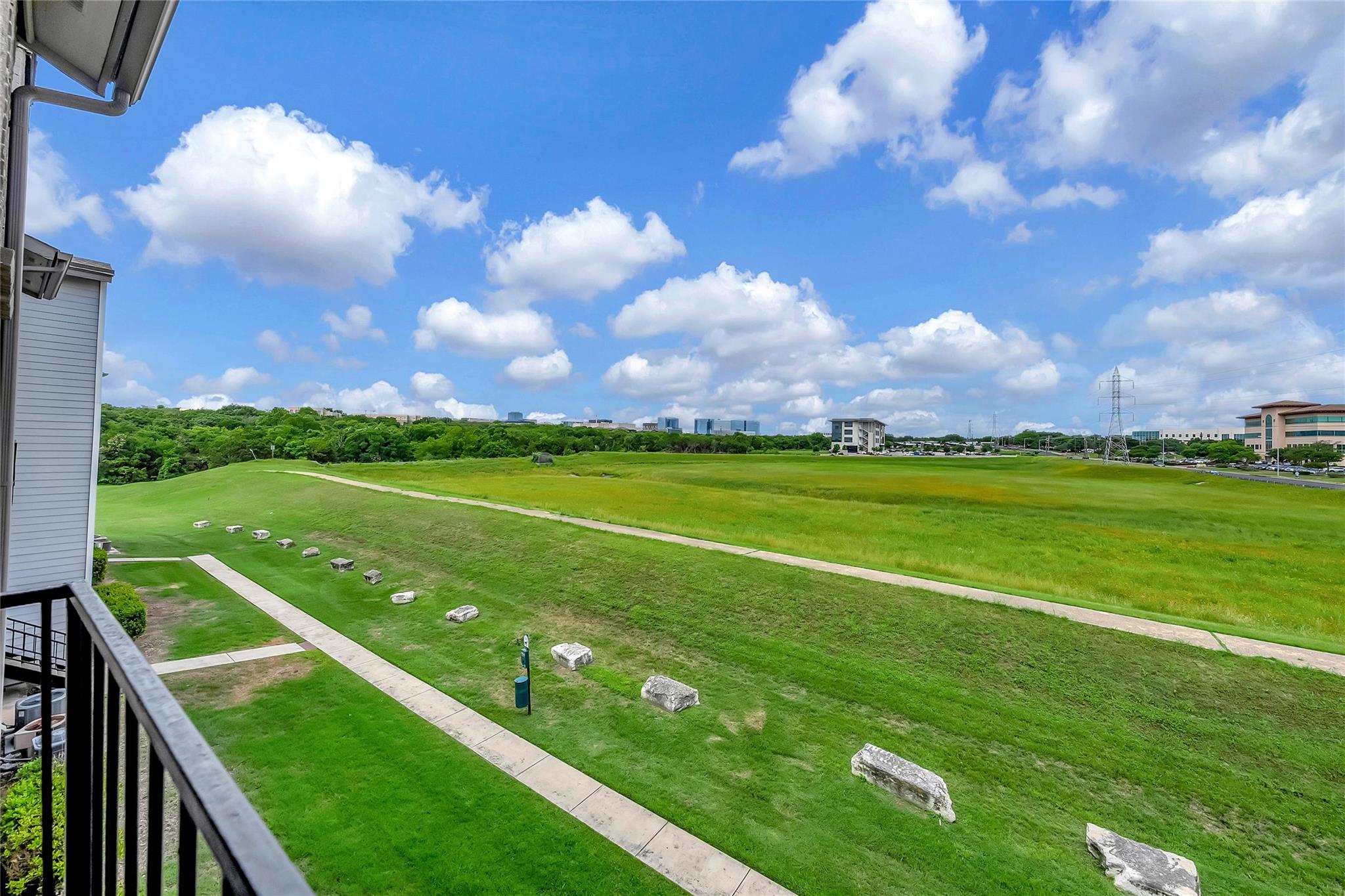 12166 Metric Blvd # 2011, Austin, TX 78758