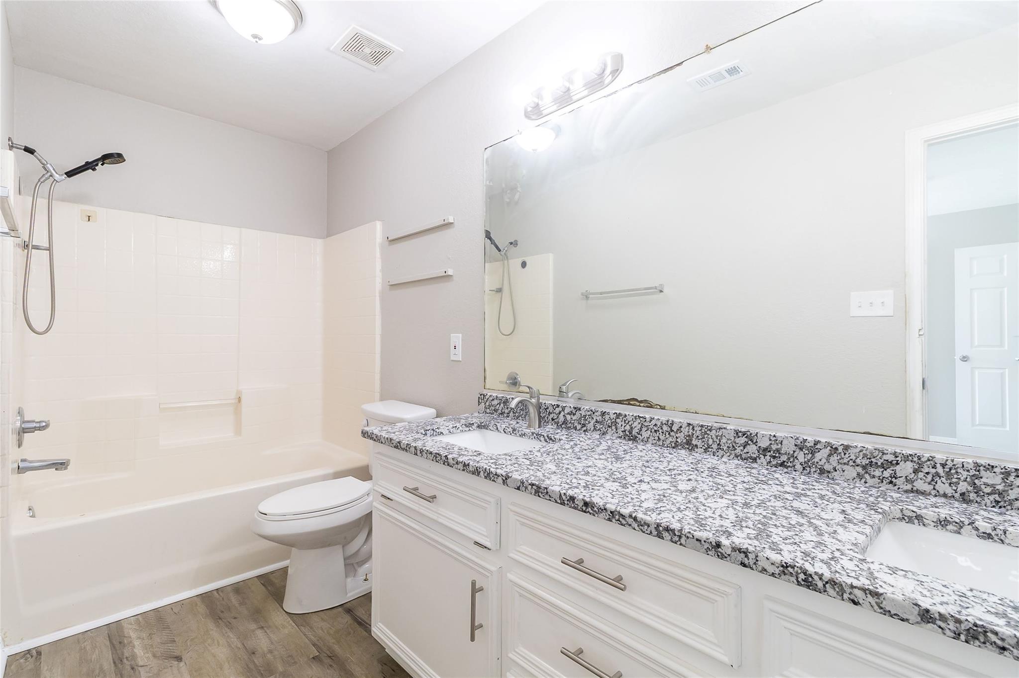 706 Brown St, Lampasas, TX 76550