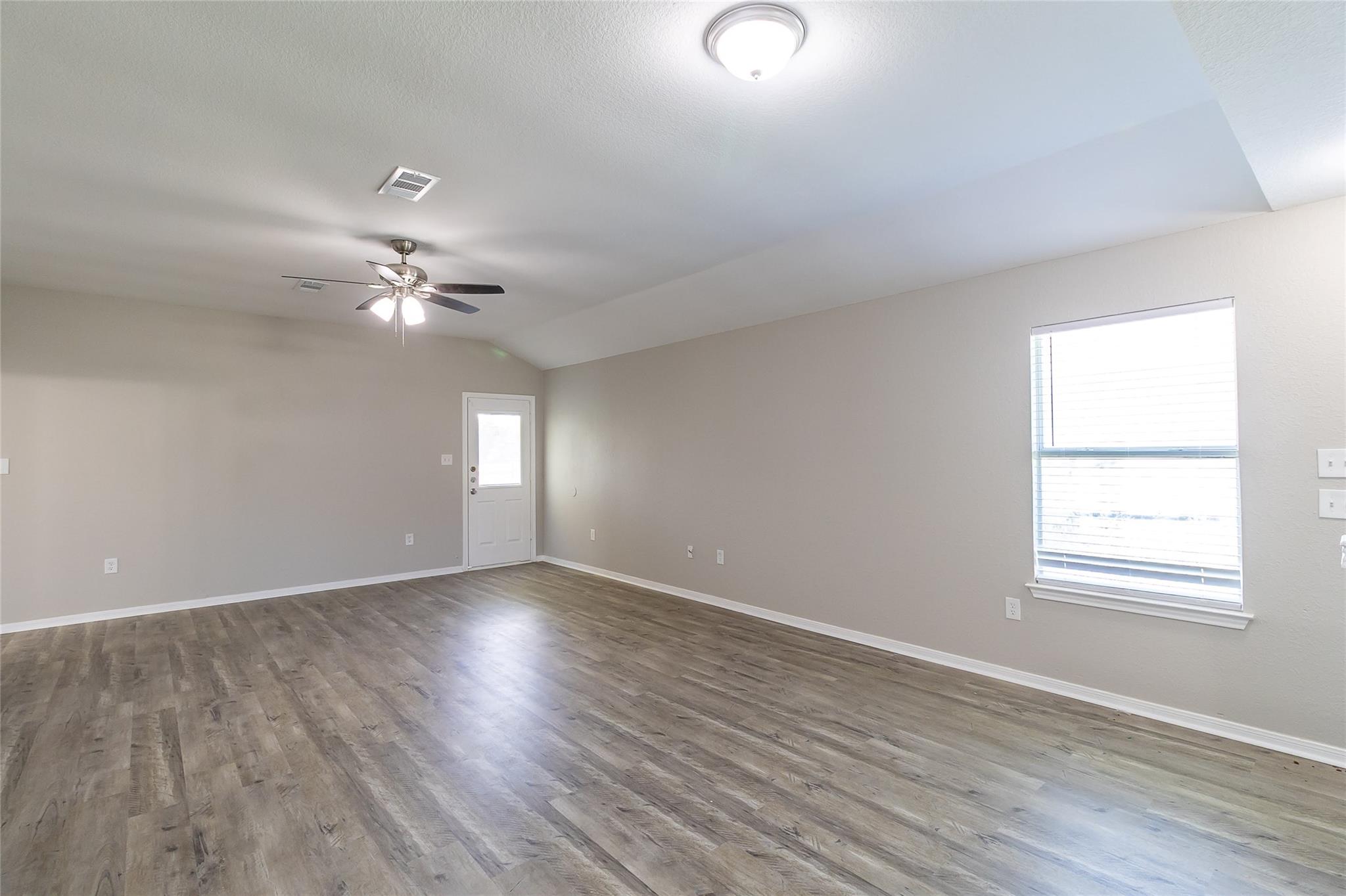 706 Brown St, Lampasas, TX 76550