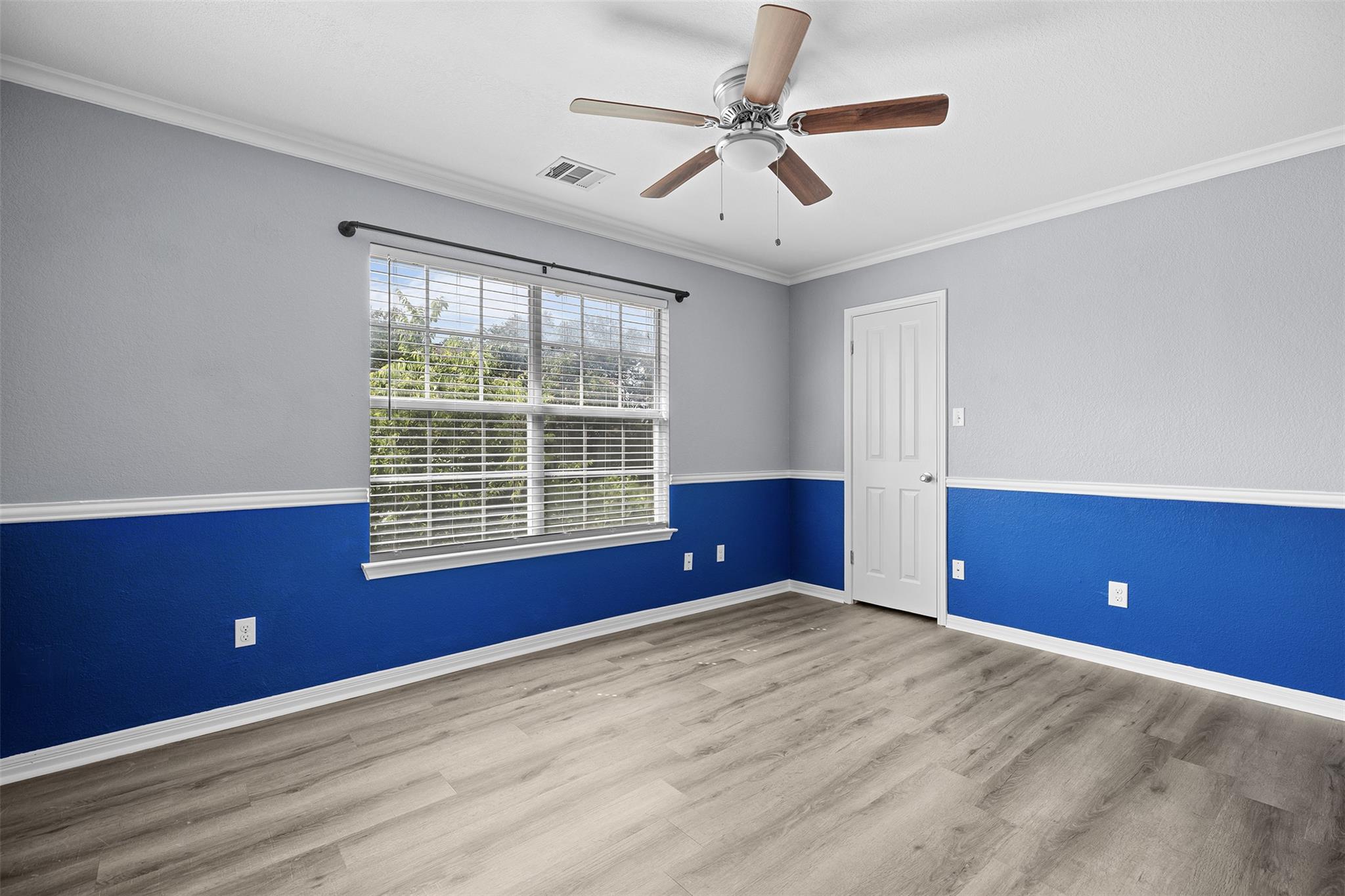 702 Ivy Ct, Round Rock, TX 78681