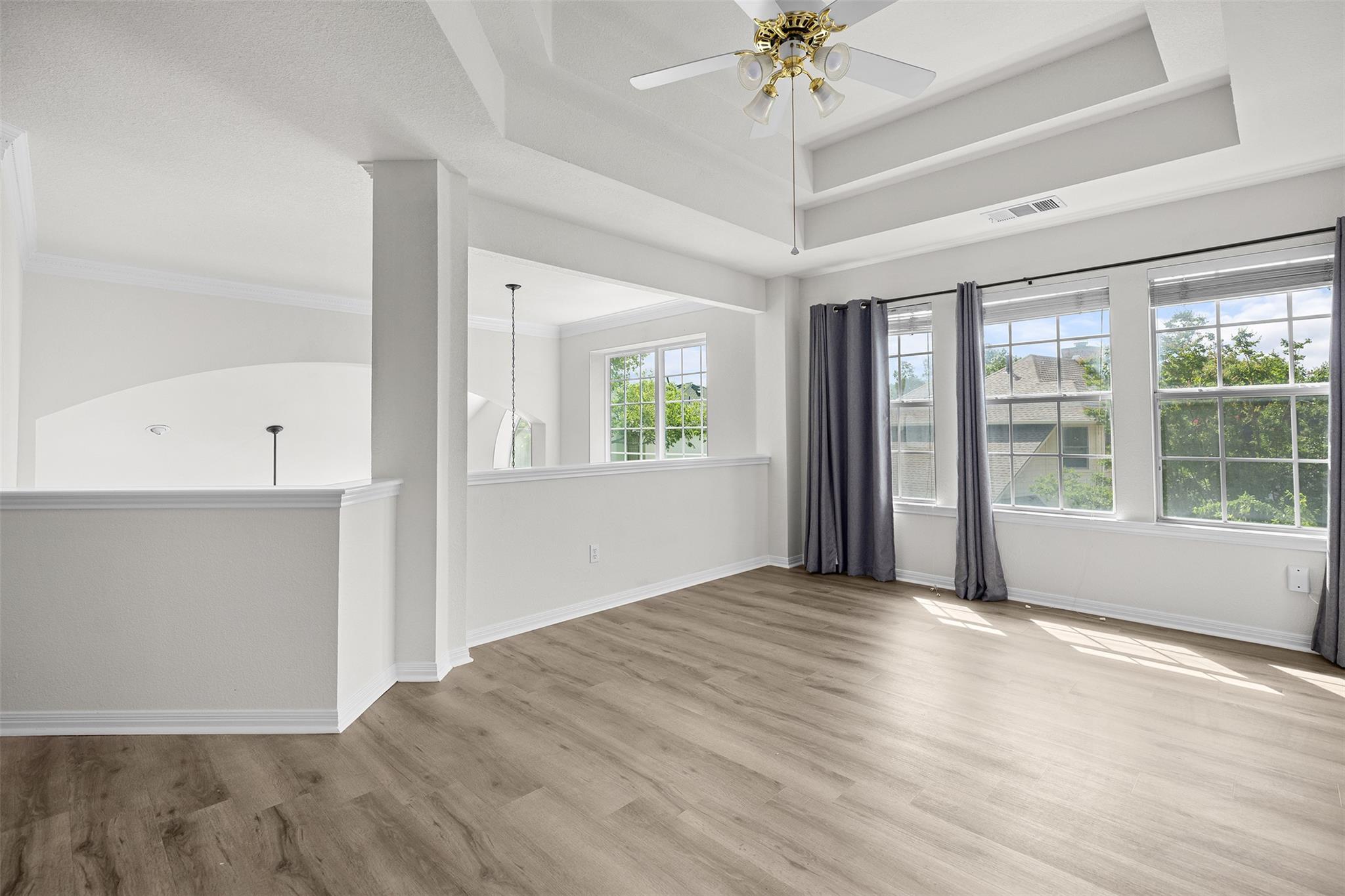 702 Ivy Ct, Round Rock, TX 78681