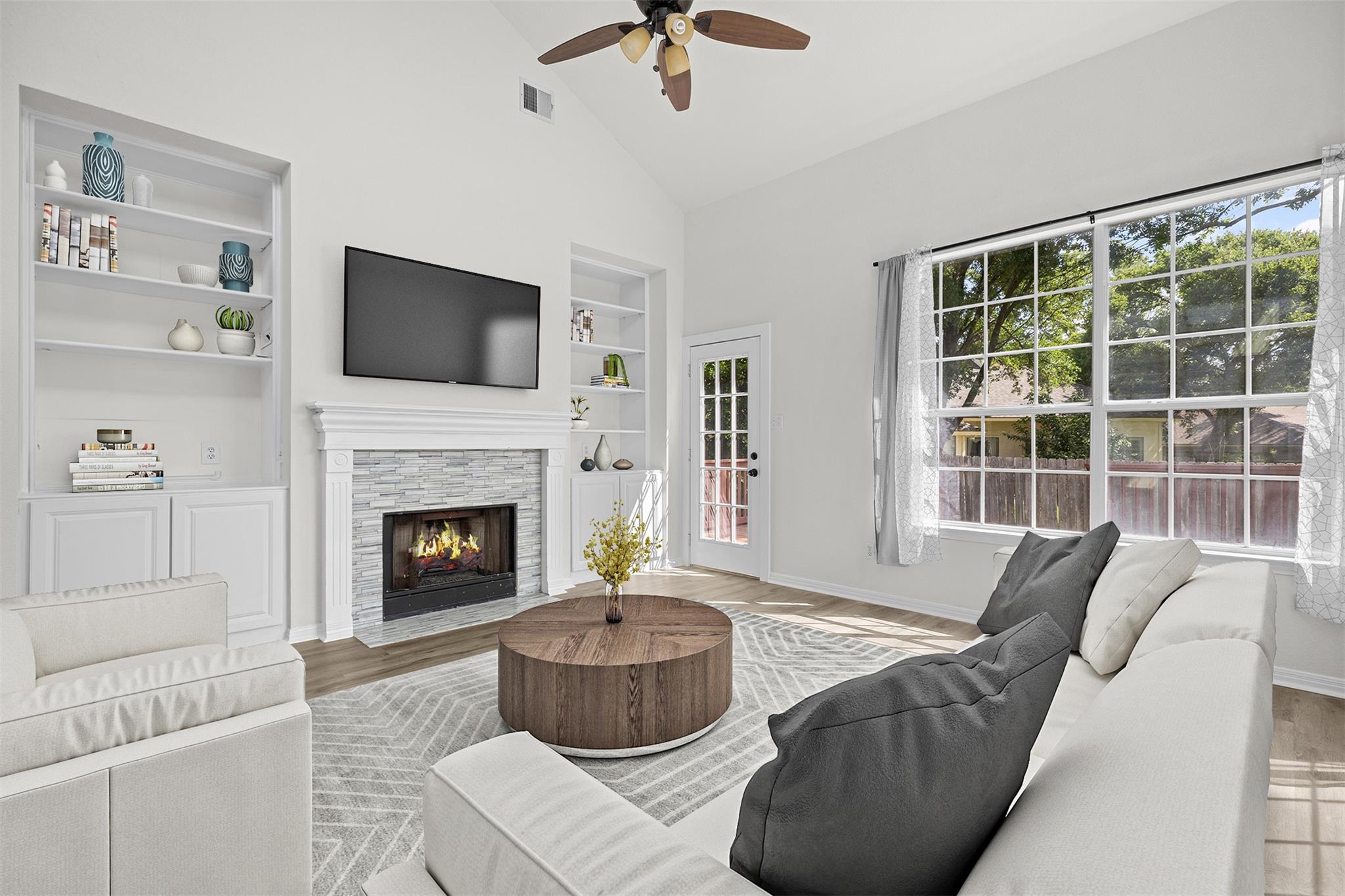 702 Ivy Ct, Round Rock, TX 78681