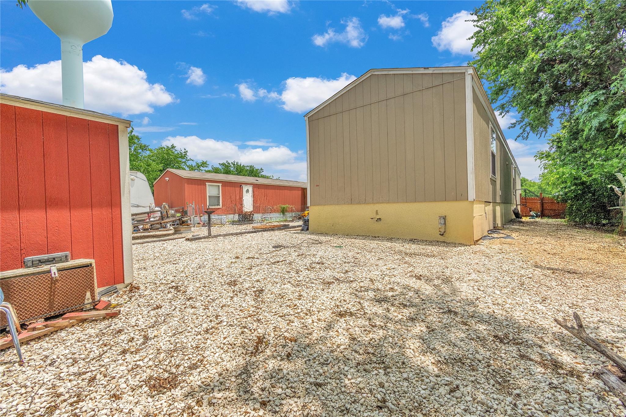 341 SW Front St, Bartlett, TX 76511