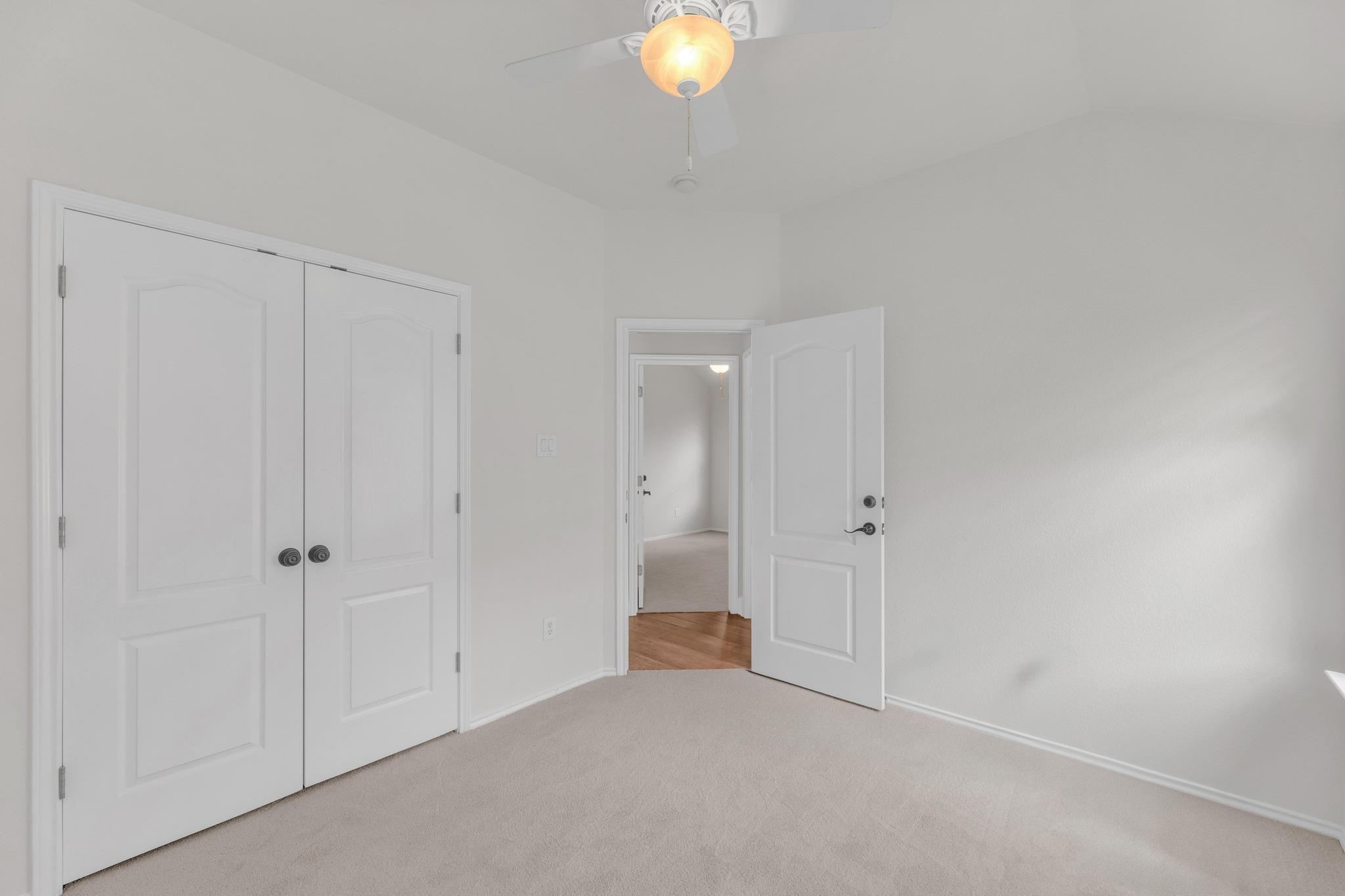 109 Inman Dr, Hutto, TX 78634