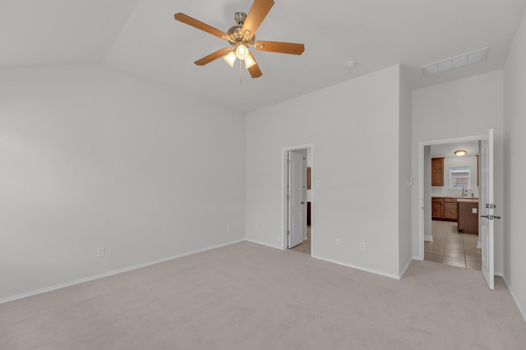 109 Inman Dr, Hutto, TX 78634