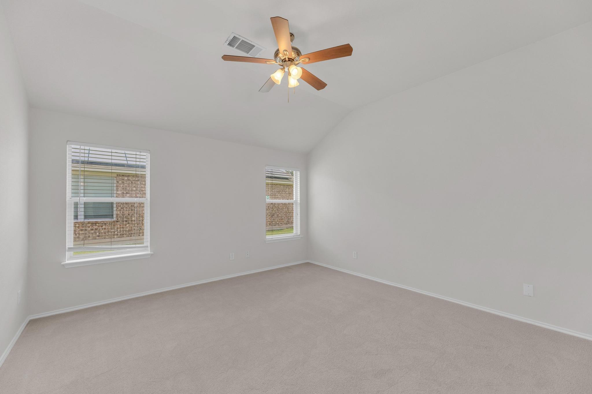 109 Inman Dr, Hutto, TX 78634