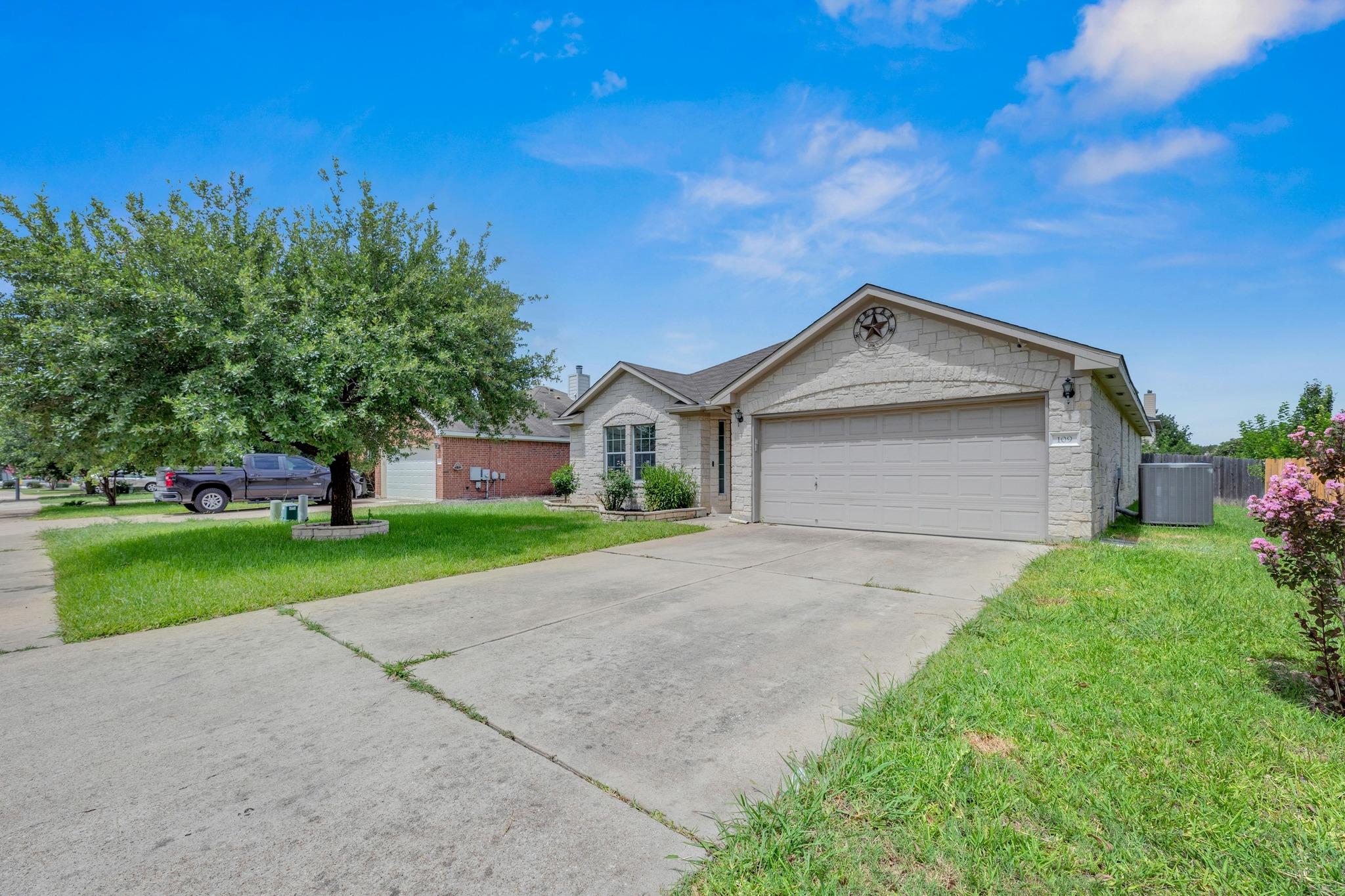 109 Inman Dr, Hutto, TX 78634