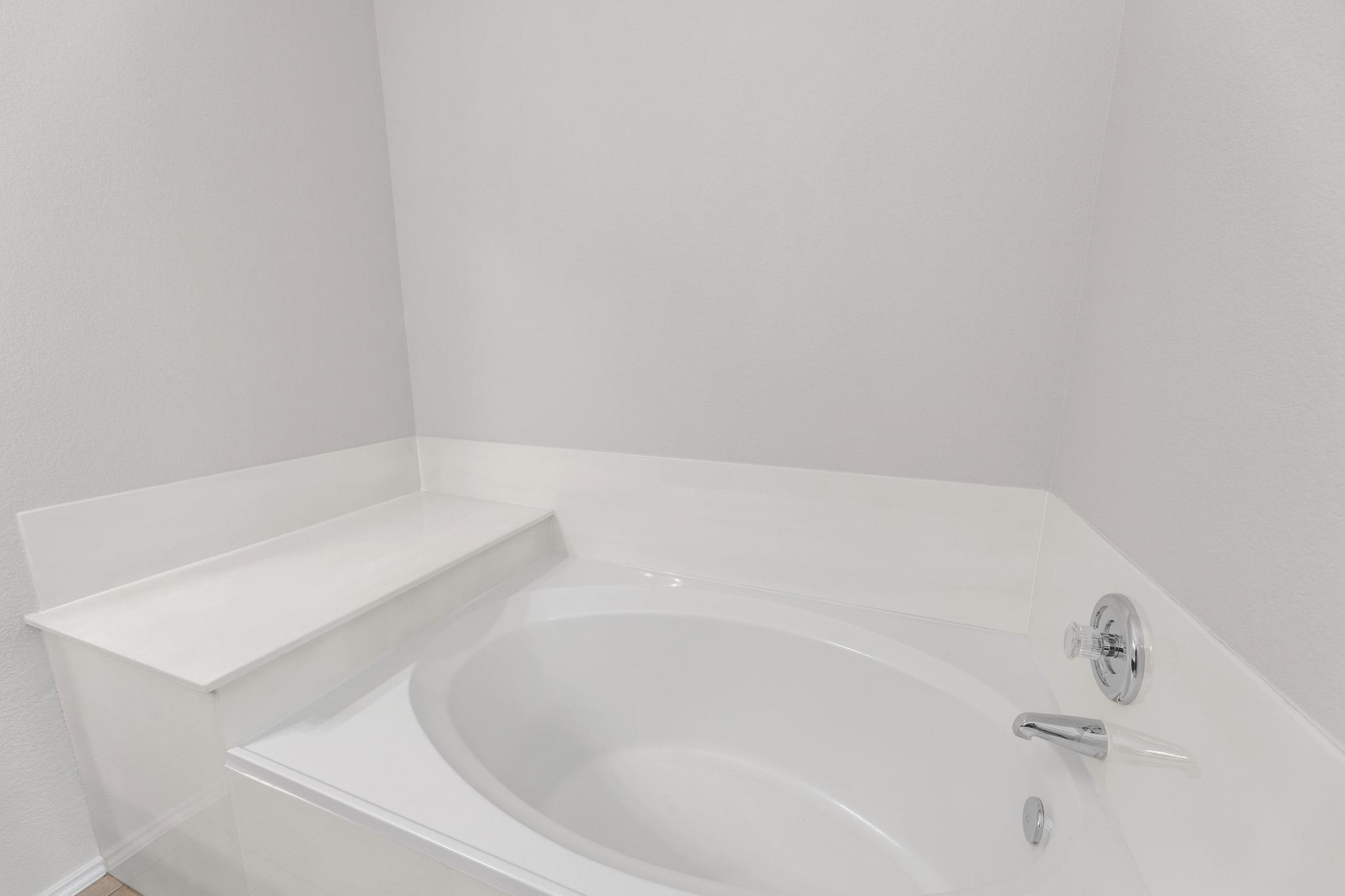 109 Inman Dr, Hutto, TX 78634