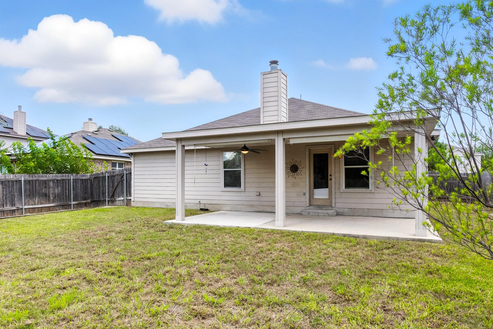 109 Inman Dr, Hutto, TX 78634