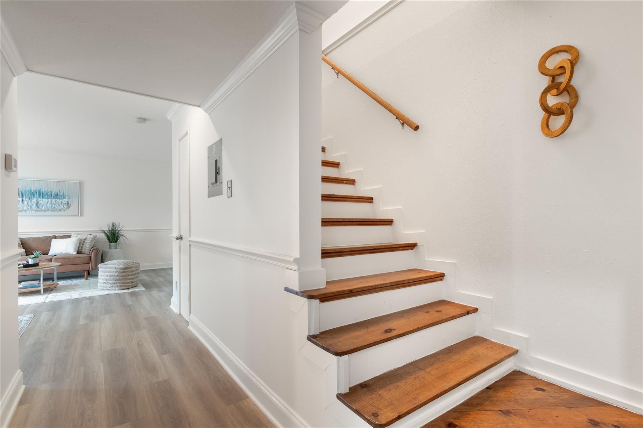 2122 Hancock Dr # 103, Austin, TX 78756