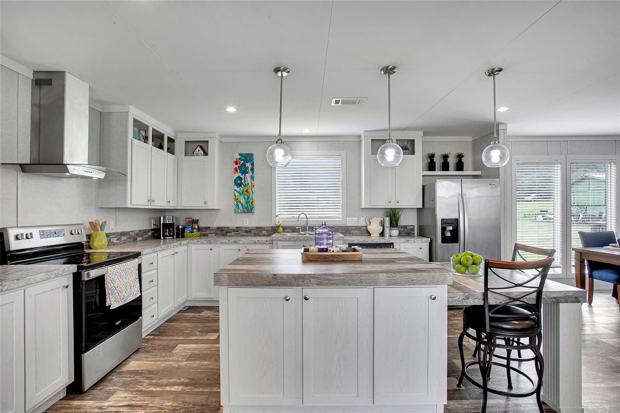 172 Little Loop, Cedar Creek, TX 78612