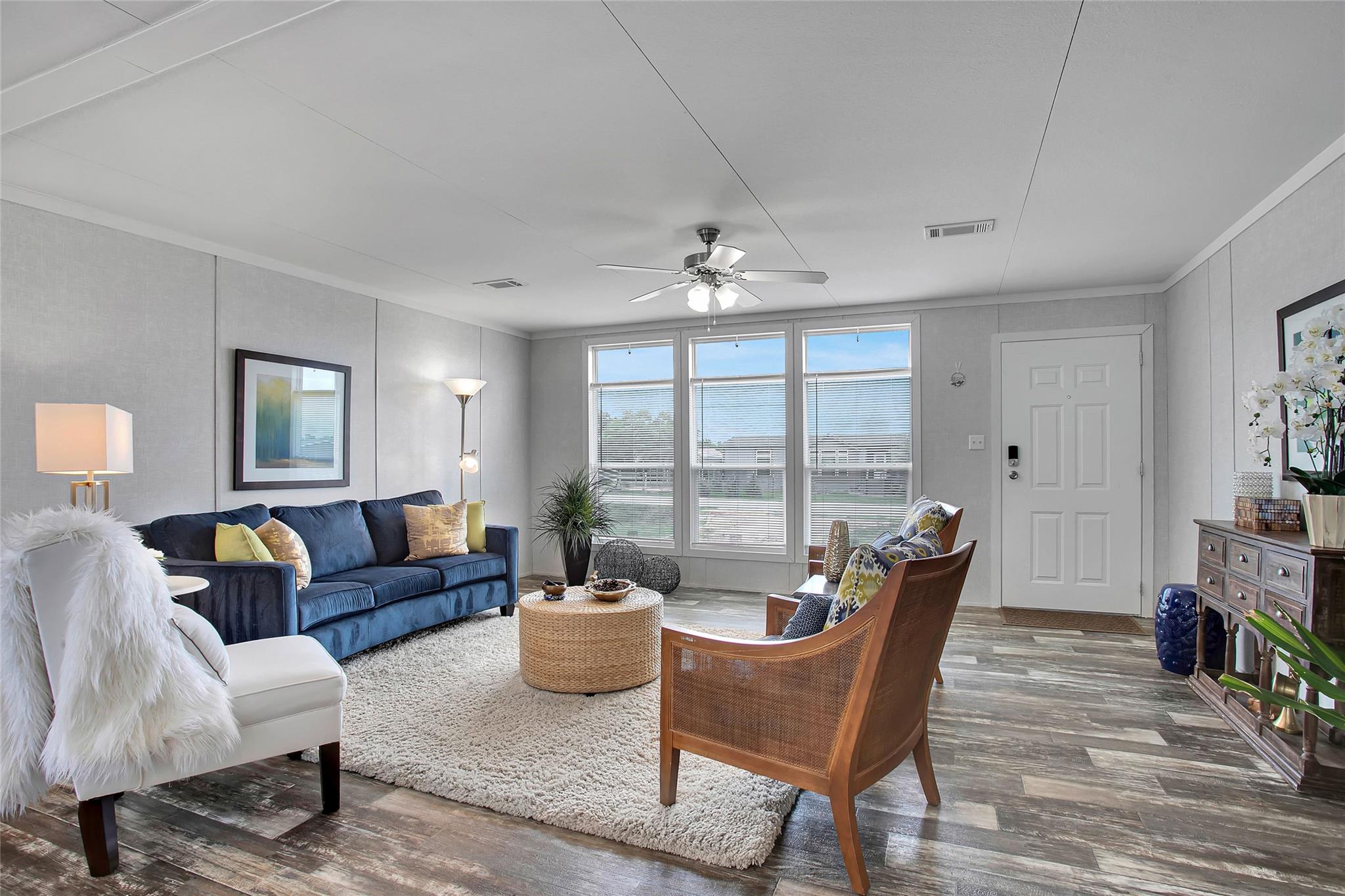 172 Little Loop, Cedar Creek, TX 78612