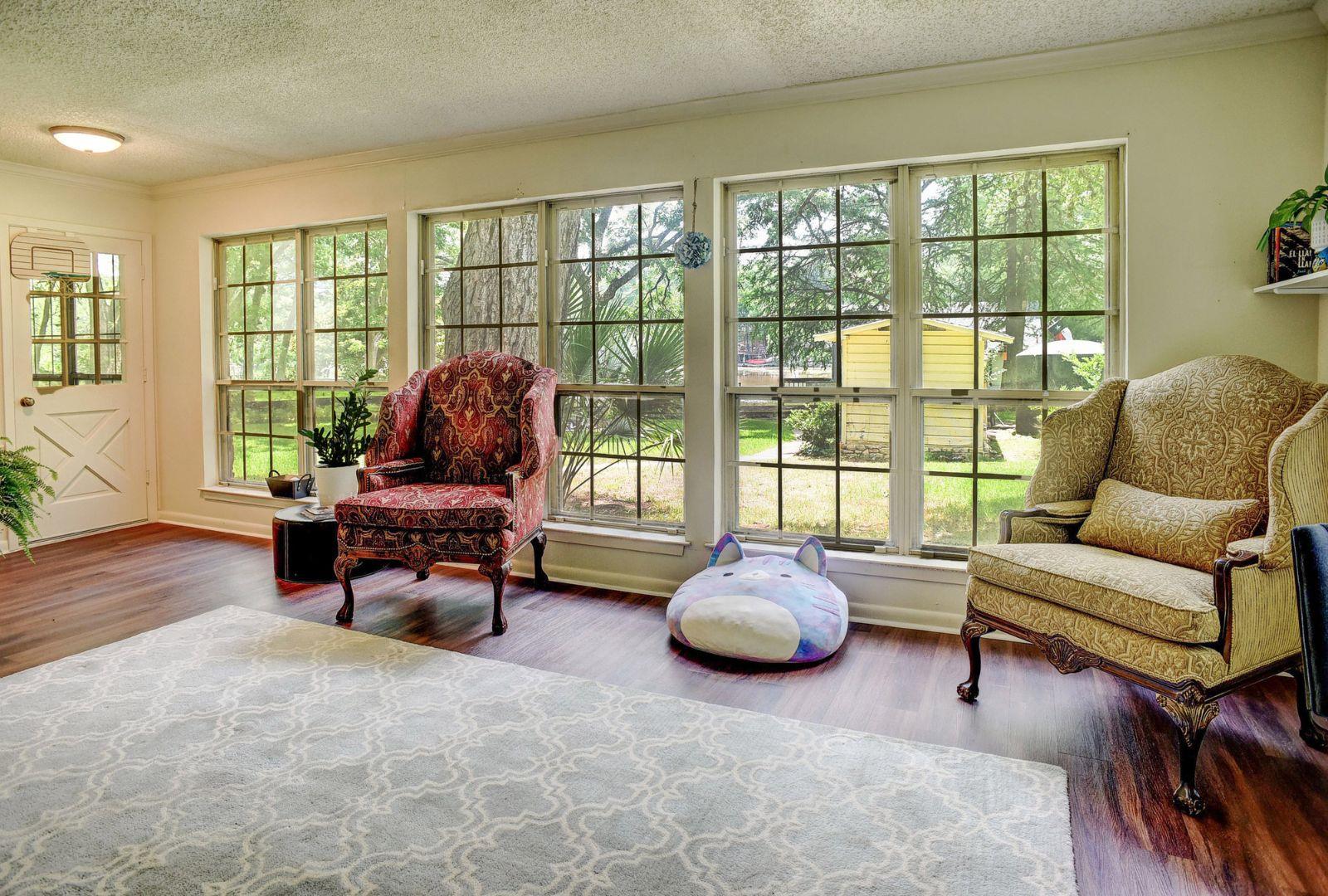 4703 Laguna Ln, Austin, TX 78746