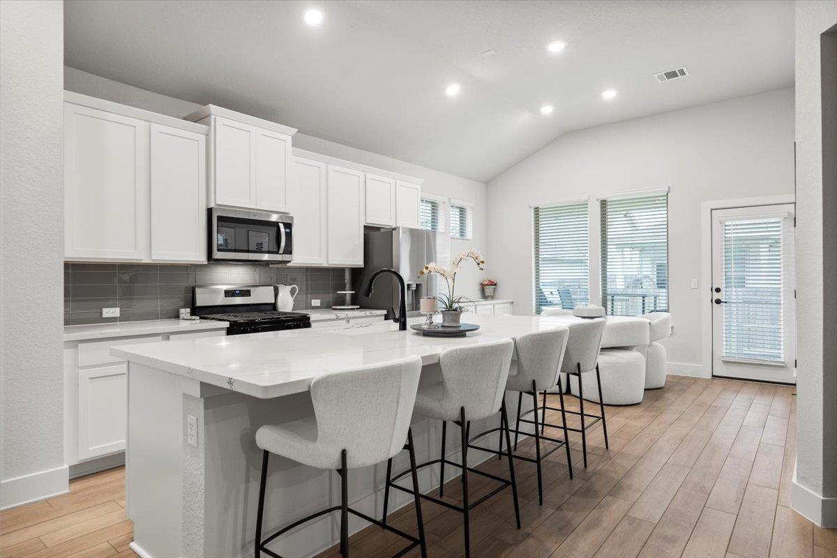 8510 McKamy Dr, Austin, TX 78744