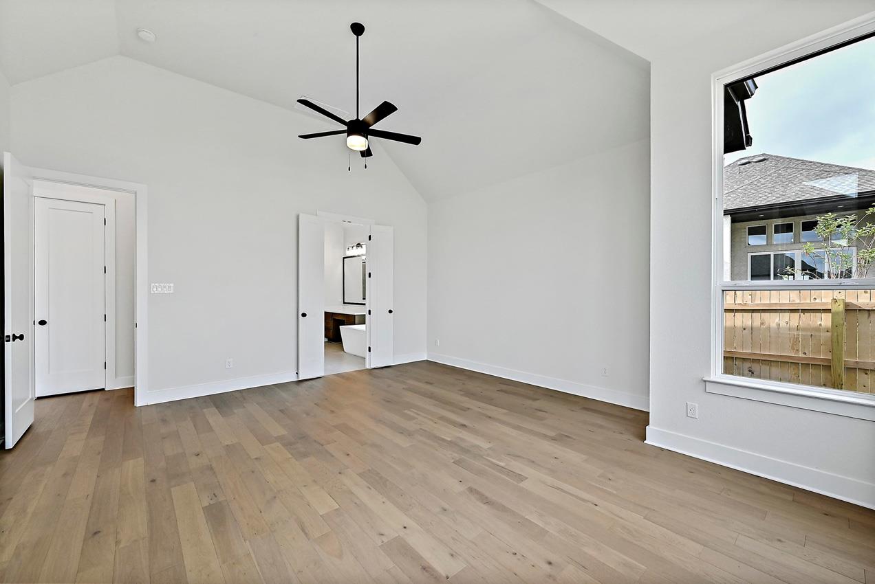 101 Ribera Dr, Liberty Hill, TX 78642