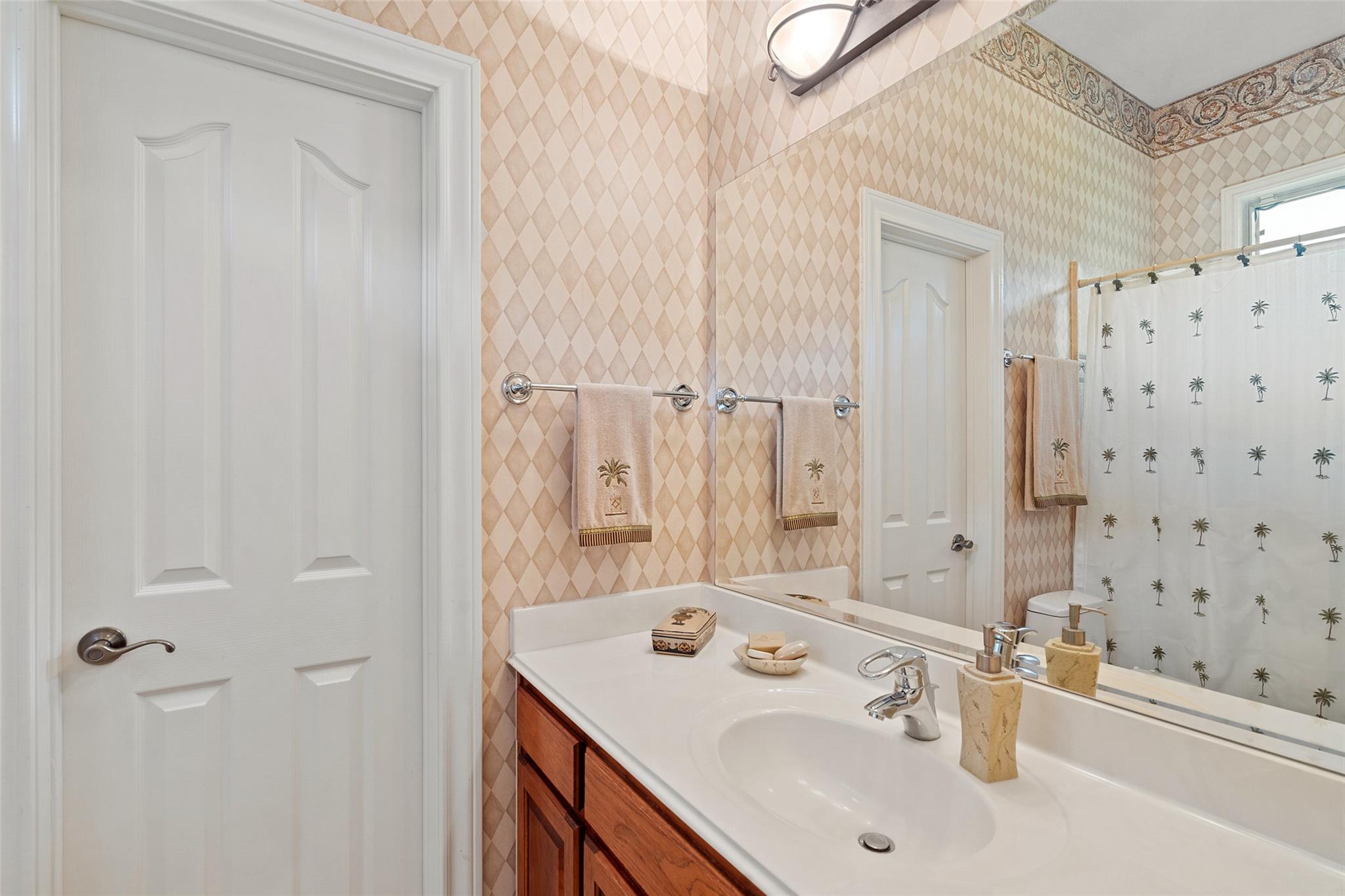 22658 Felicia Dr, Spicewood, TX 78669