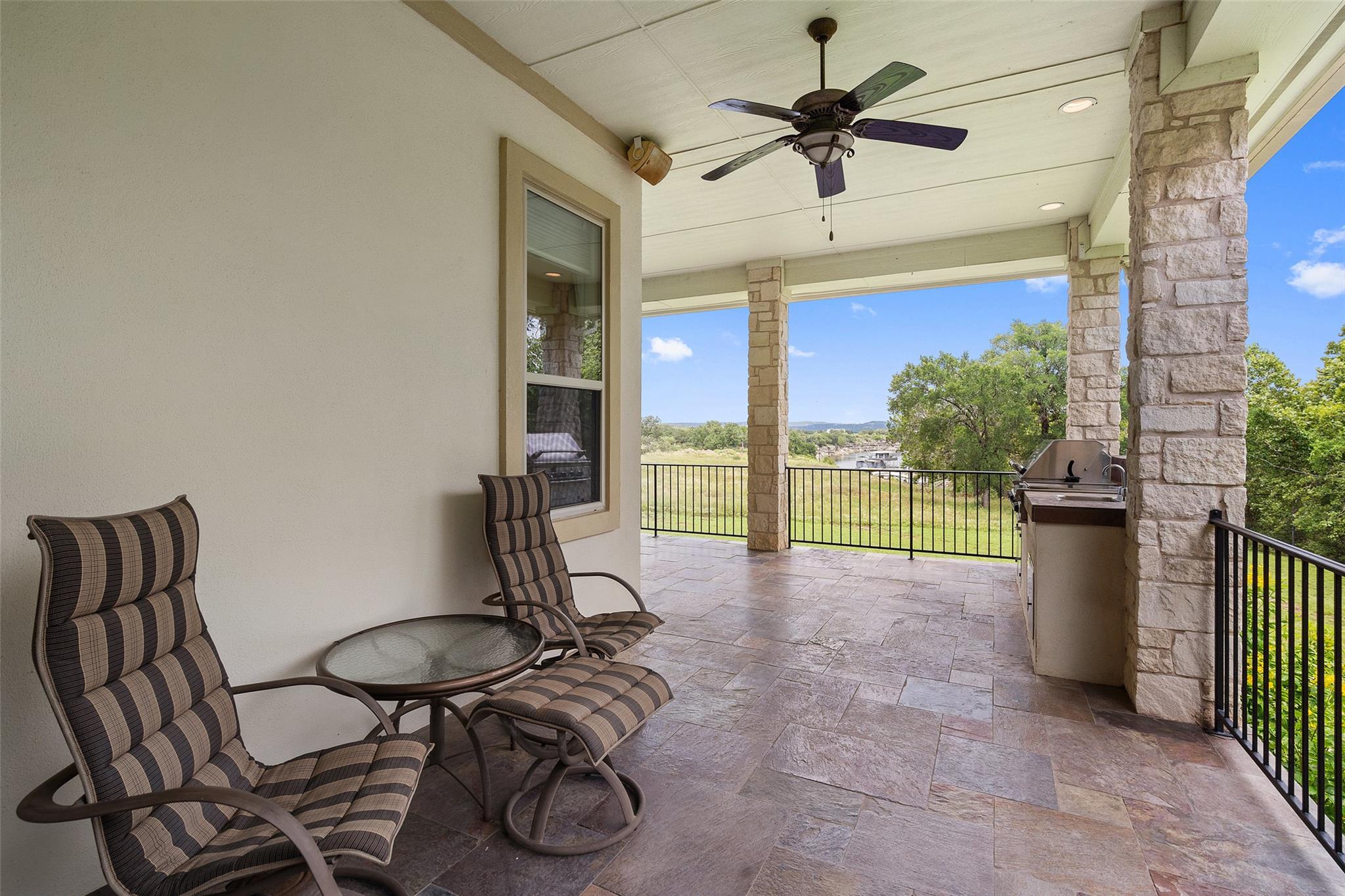 22658 Felicia Dr, Spicewood, TX 78669