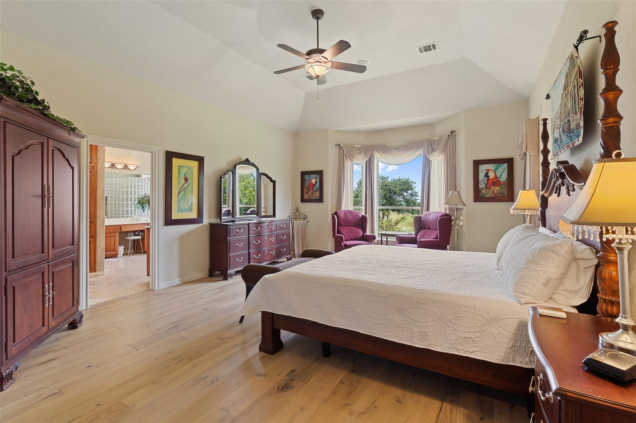 22658 Felicia Dr, Spicewood, TX 78669