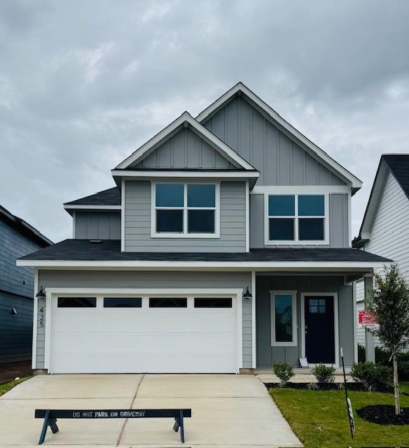 425 Frogmore Loop, Uhland, TX 78640