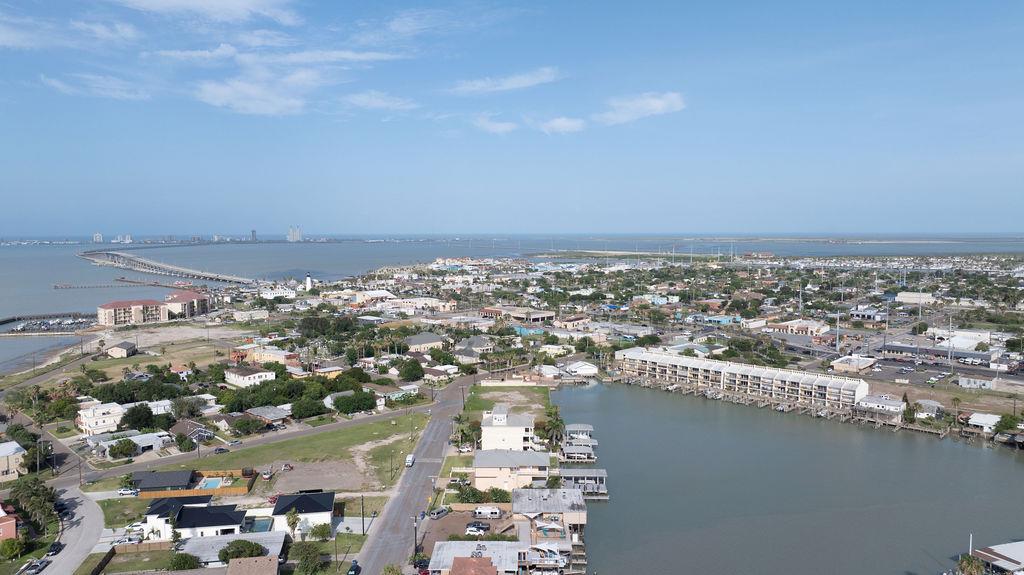 629 N Yturria St, Port Isabel, TX 78578