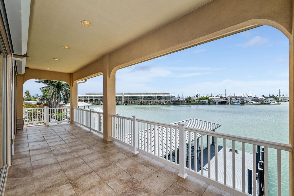 629 N Yturria St, Port Isabel, TX 78578