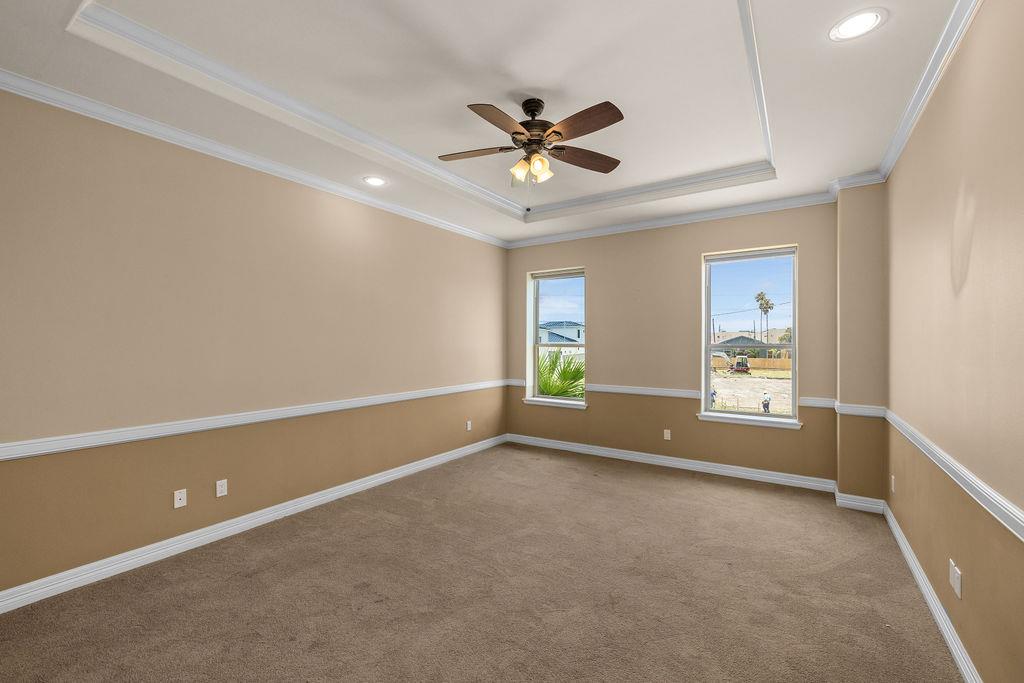 629 N Yturria St, Port Isabel, TX 78578