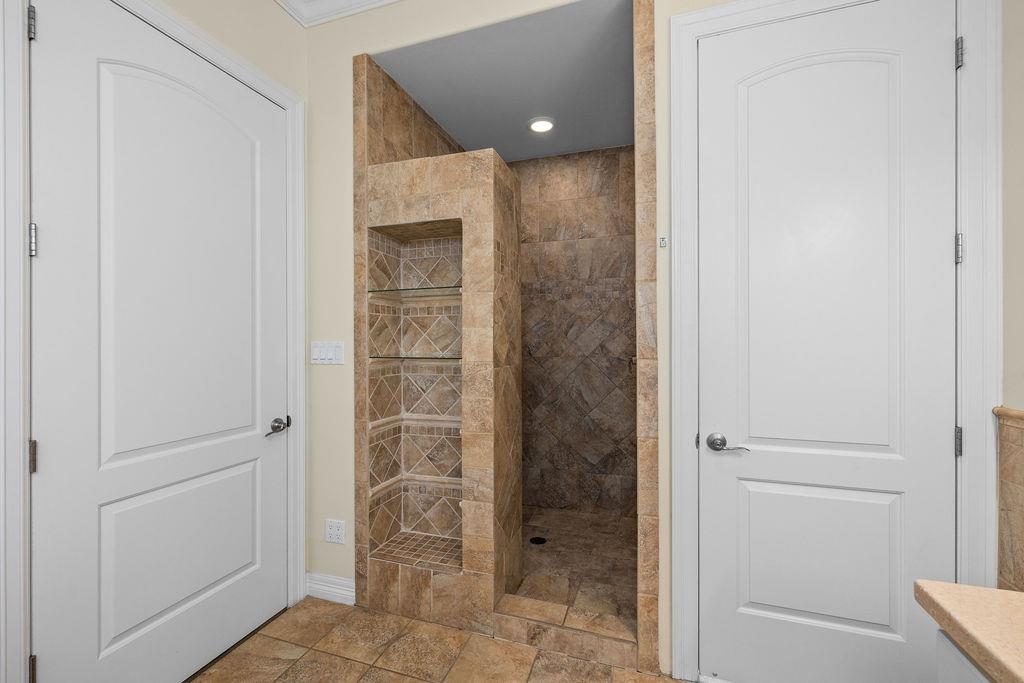 629 N Yturria St, Port Isabel, TX 78578