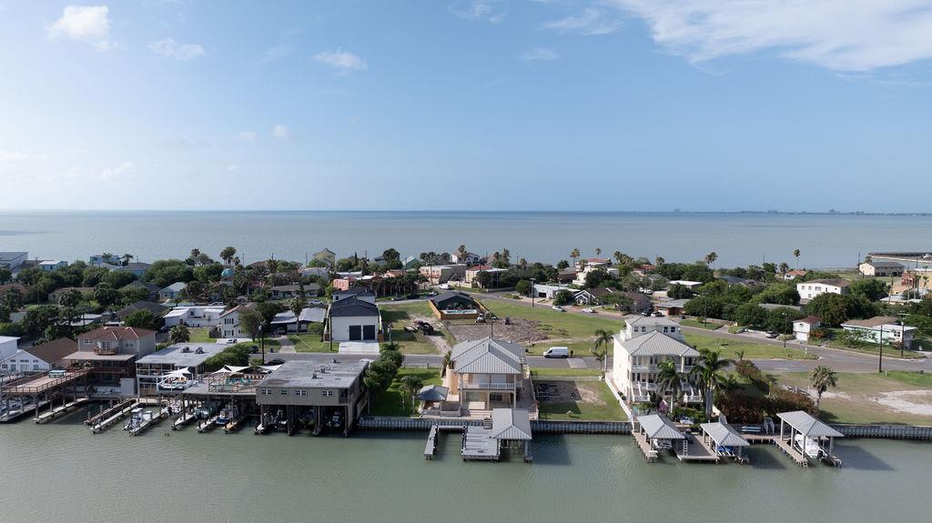 629 N Yturria St, Port Isabel, TX 78578