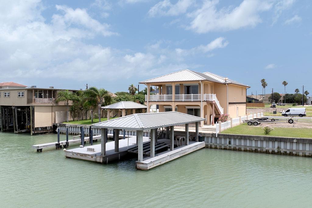 629 N Yturria St, Port Isabel, TX 78578