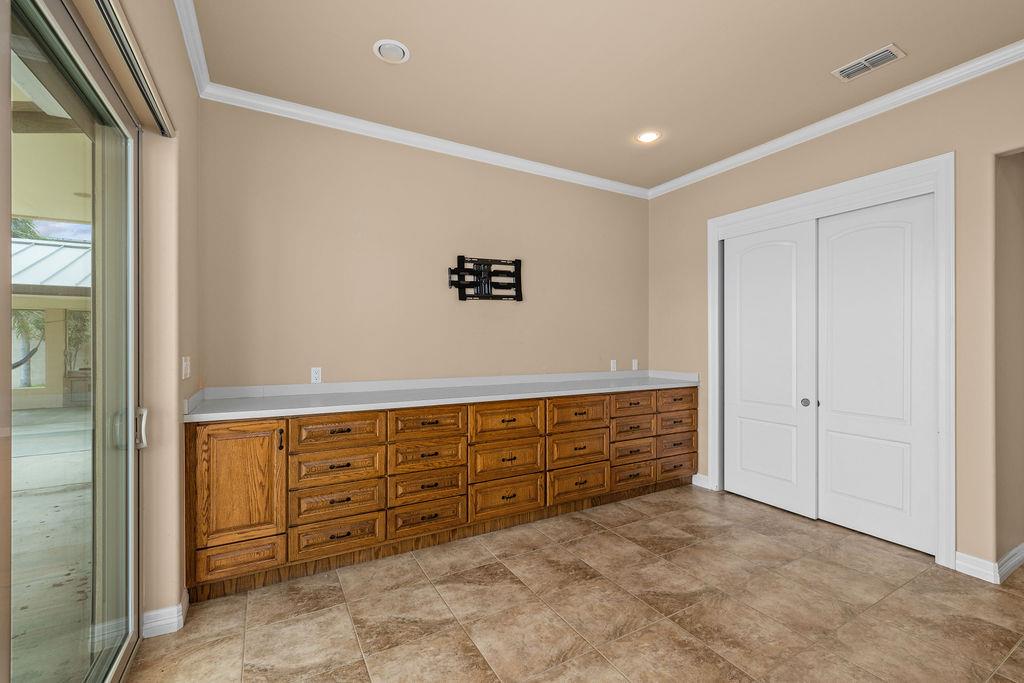 629 N Yturria St, Port Isabel, TX 78578