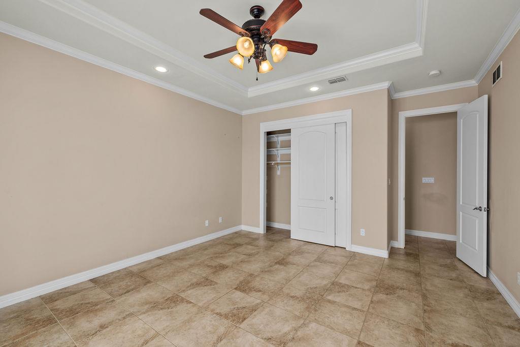 629 N Yturria St, Port Isabel, TX 78578