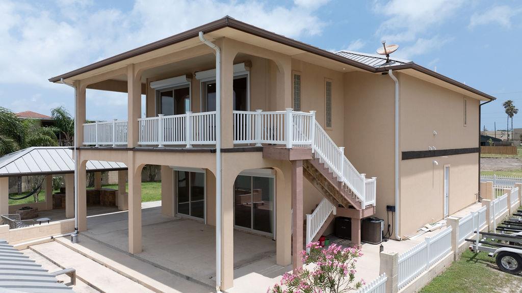 629 N Yturria St, Port Isabel, TX 78578