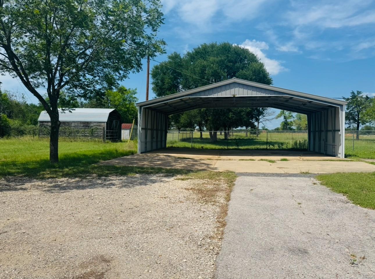 224 Crooked Hollow Dr, Elgin, TX 78621