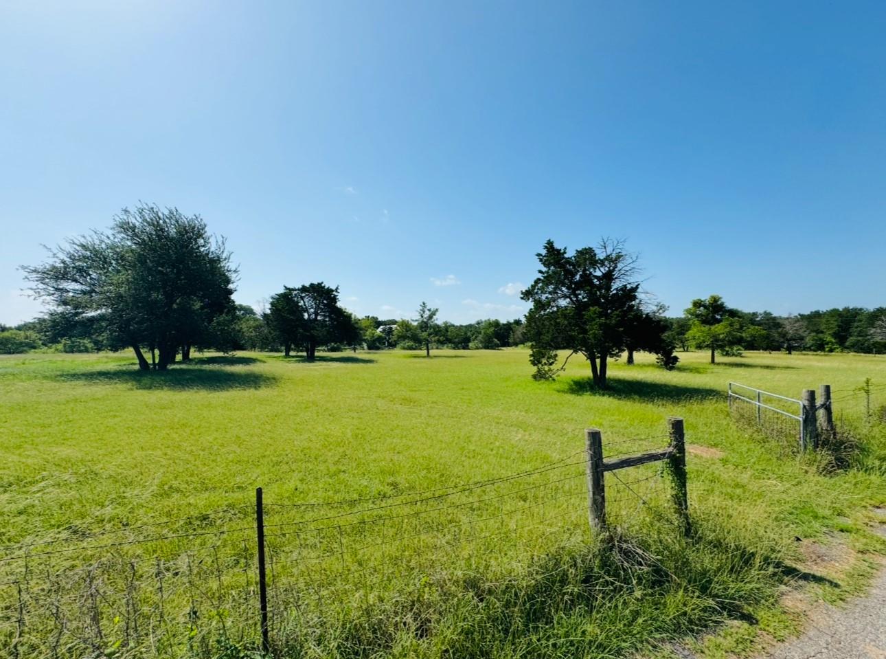 224 Crooked Hollow Dr, Elgin, TX 78621